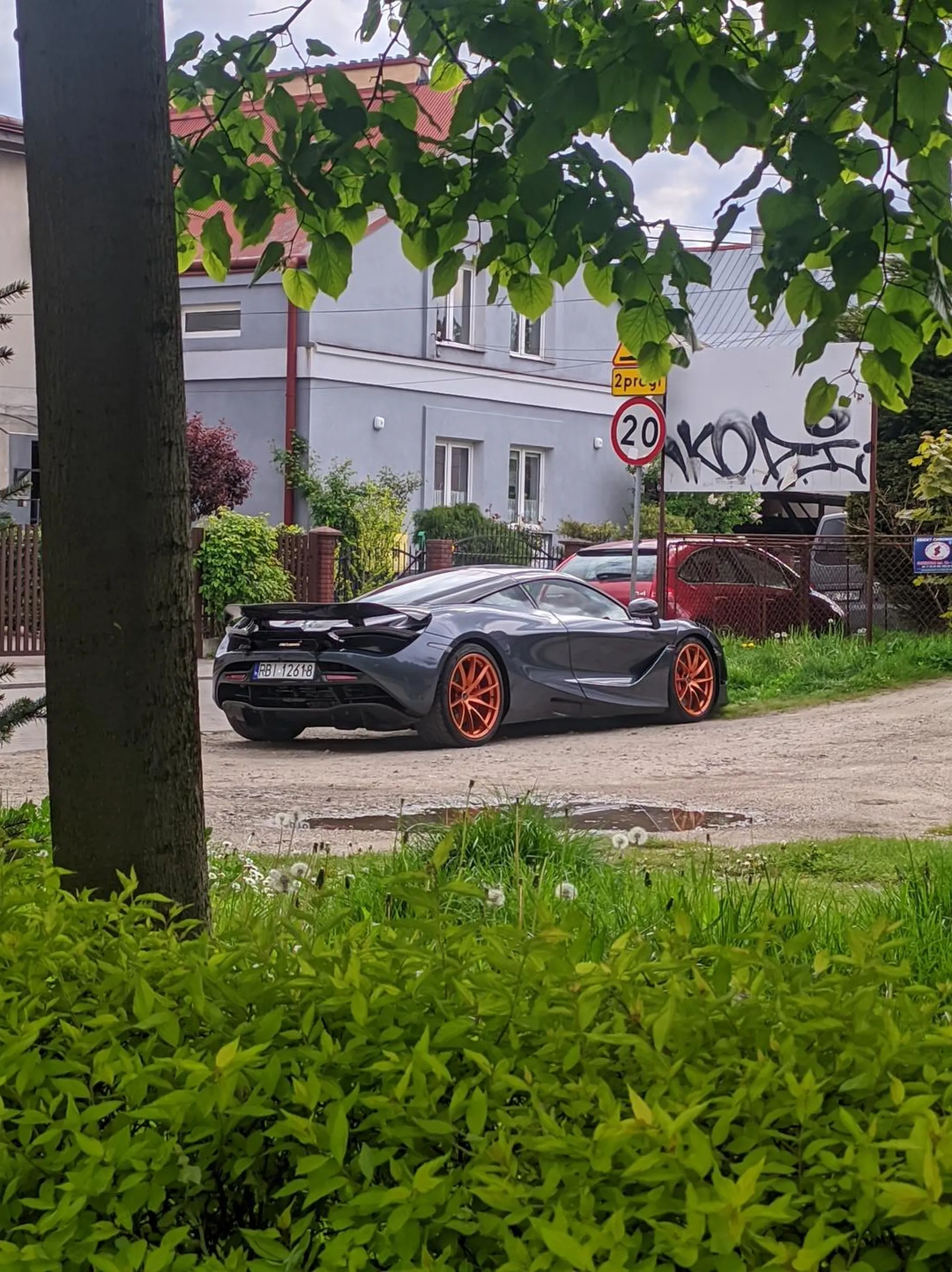 Chciałem tylko zaznaczyć, że fajne autko :) zespottowane niedaleko króla Augusta