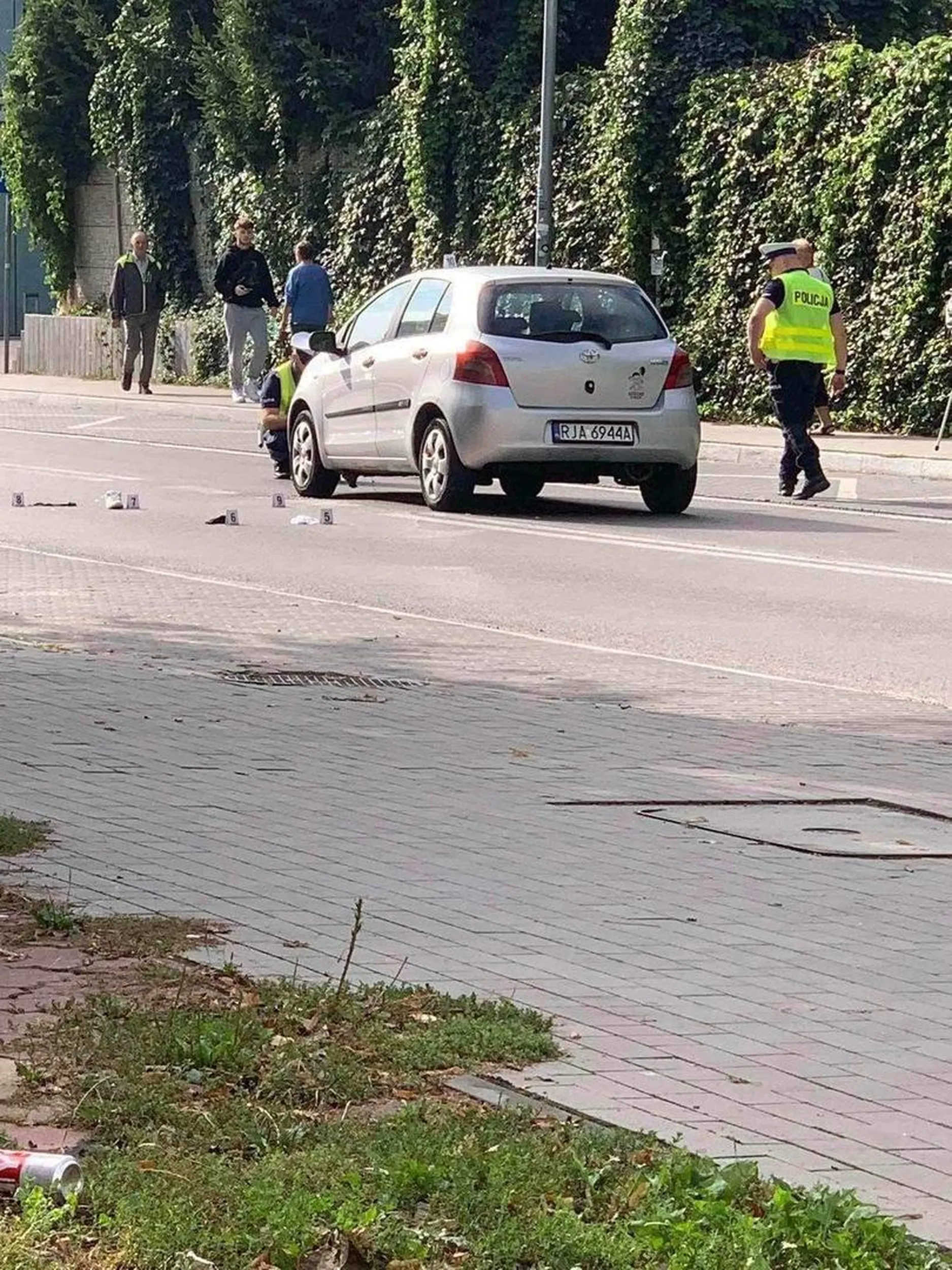 Dziadek pomylił hamulec z gazem