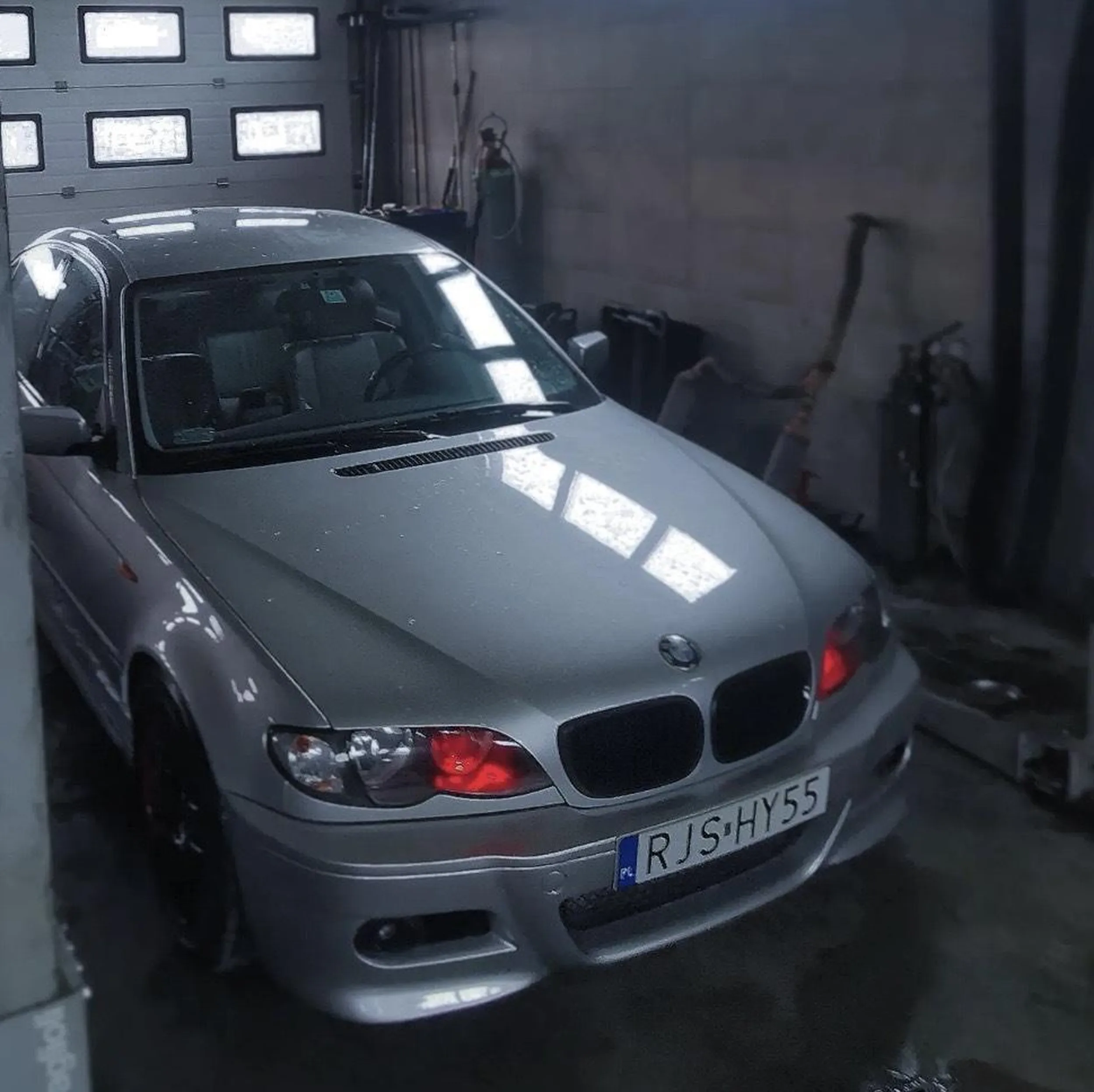 Żyje jeszcze ta bunia ?