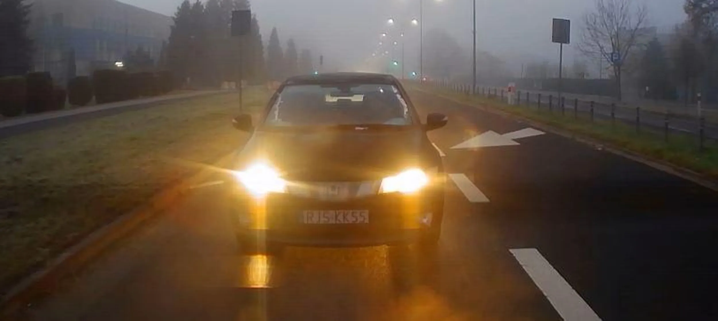 kolejny z fantastycznie ustawionym światłem