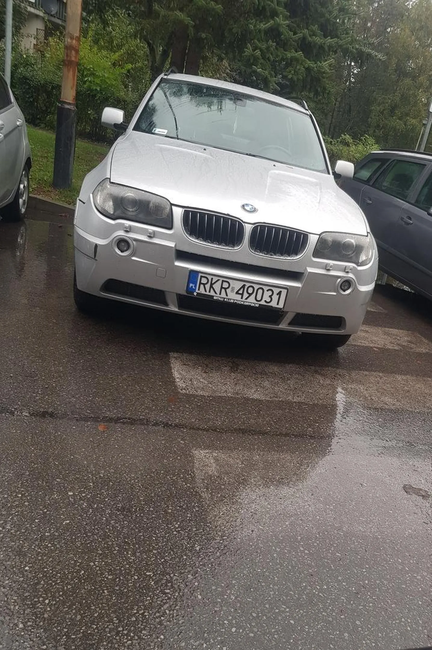 Polecam się doszkolic a nie parkować gdzie popadnie , przejście dla pieszych to nie miejsce do parkowania , po chodnikach też jezdzicie i wyjeżdżacie pod zakazy ?  nie pozdrawiam