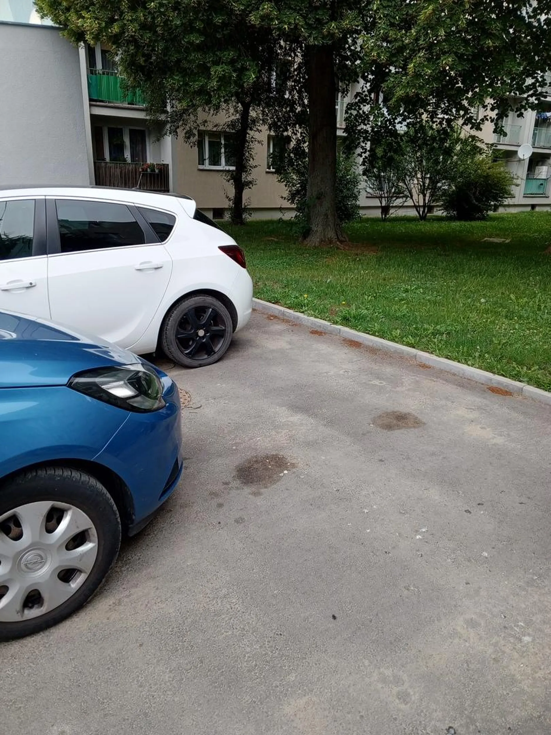 Bardzo dobre parkowanie