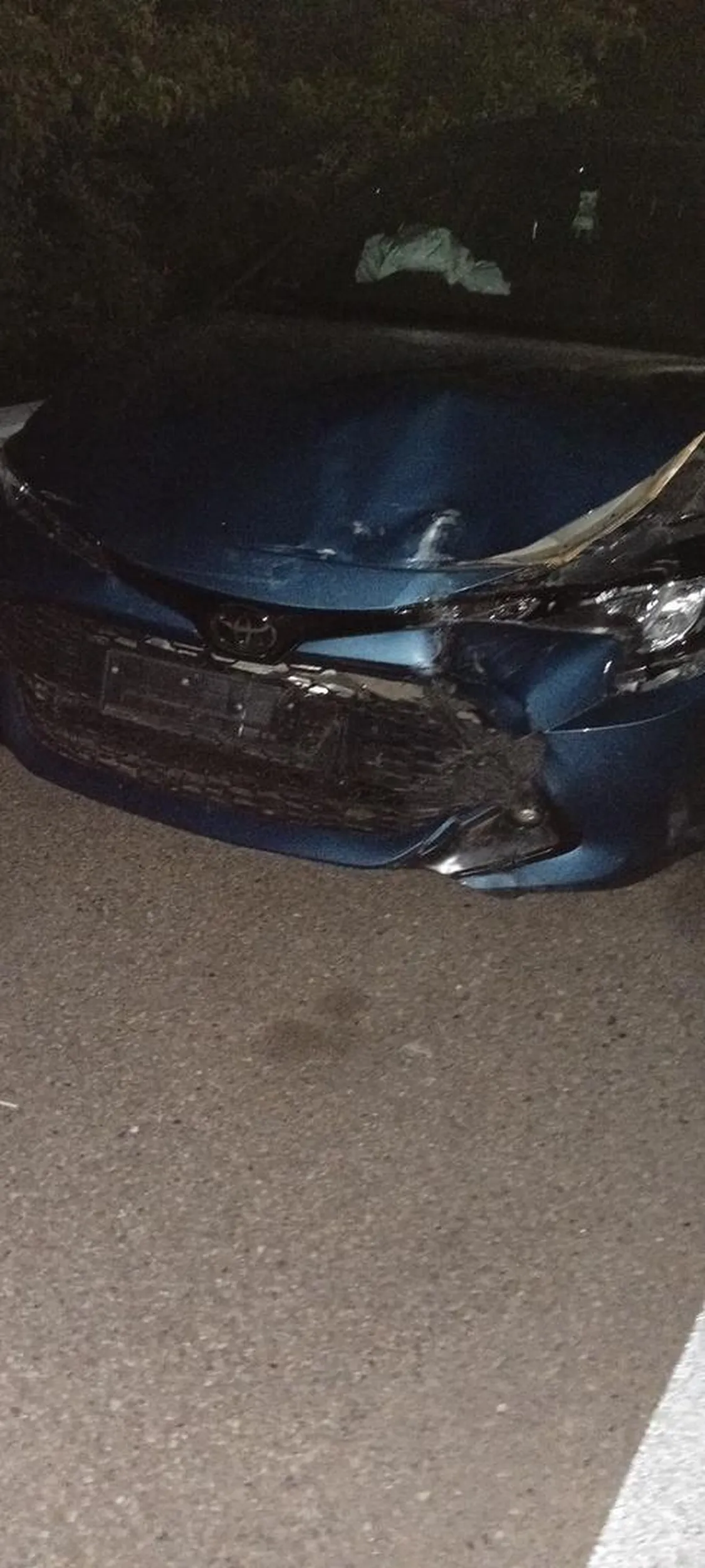 Łysy typ leci 140 w niezabudowanym po czym wyprzedza na skrzyżowaniu i z taką predkością wjeżdża nam w tył i powoduje wypadek a potem tłumaczy się że za wcześnie wrzuciliśmy kierunkowskaz.