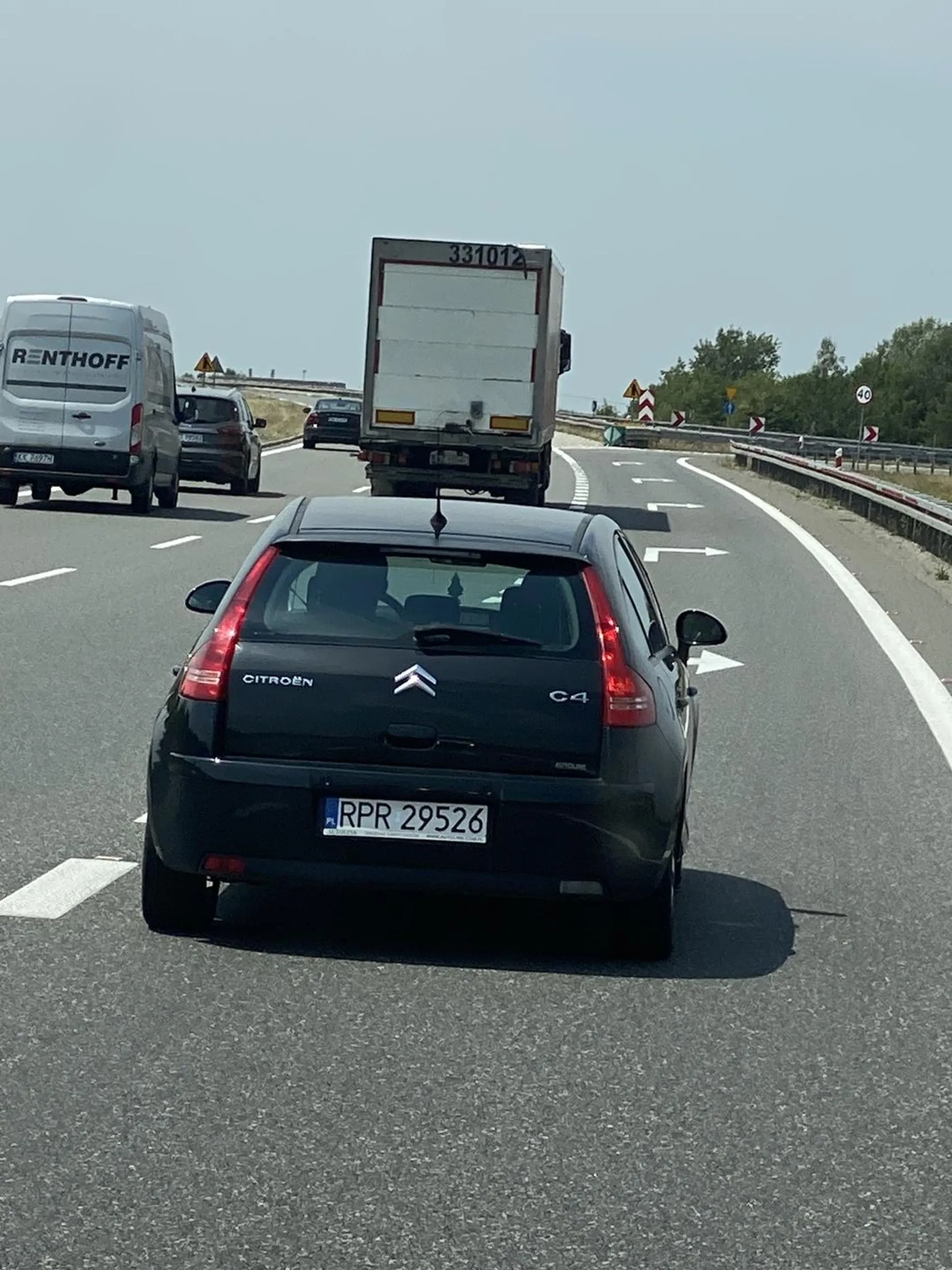 Kawal autostradowego zjeba. Naucz się używać lusterek!