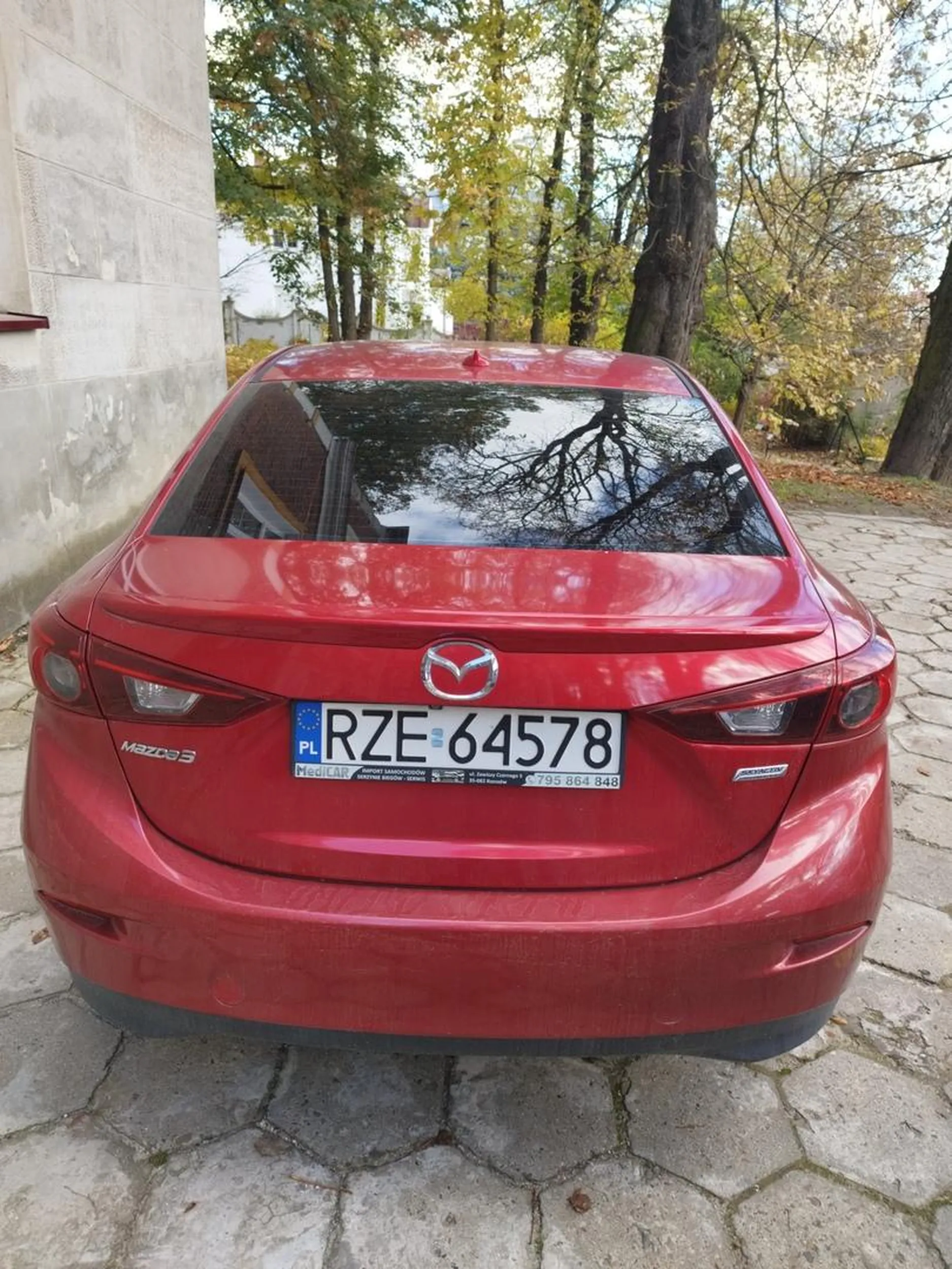 Super mazda jeździ jak wariatka