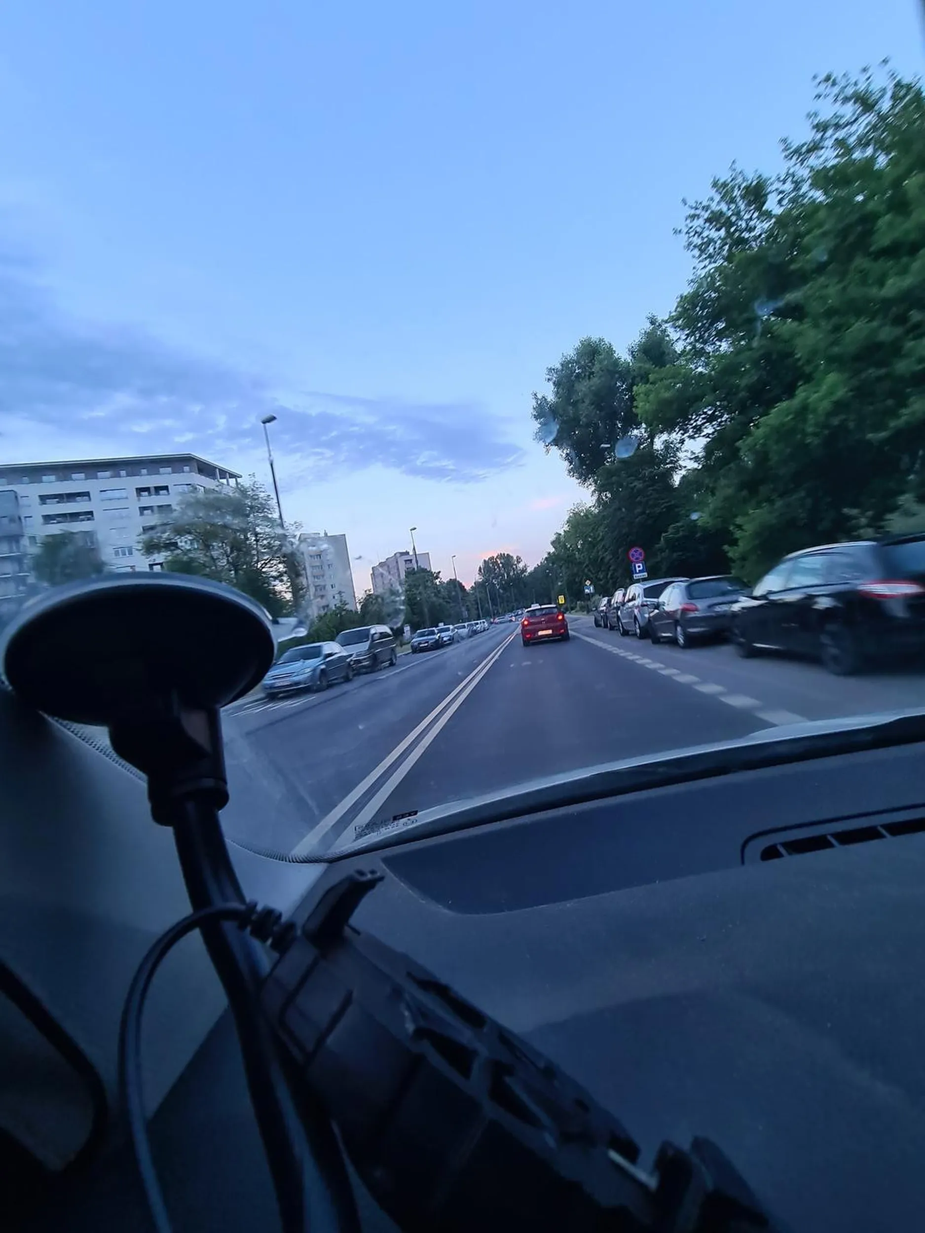 Kierowca wymusza pierwszeństwo