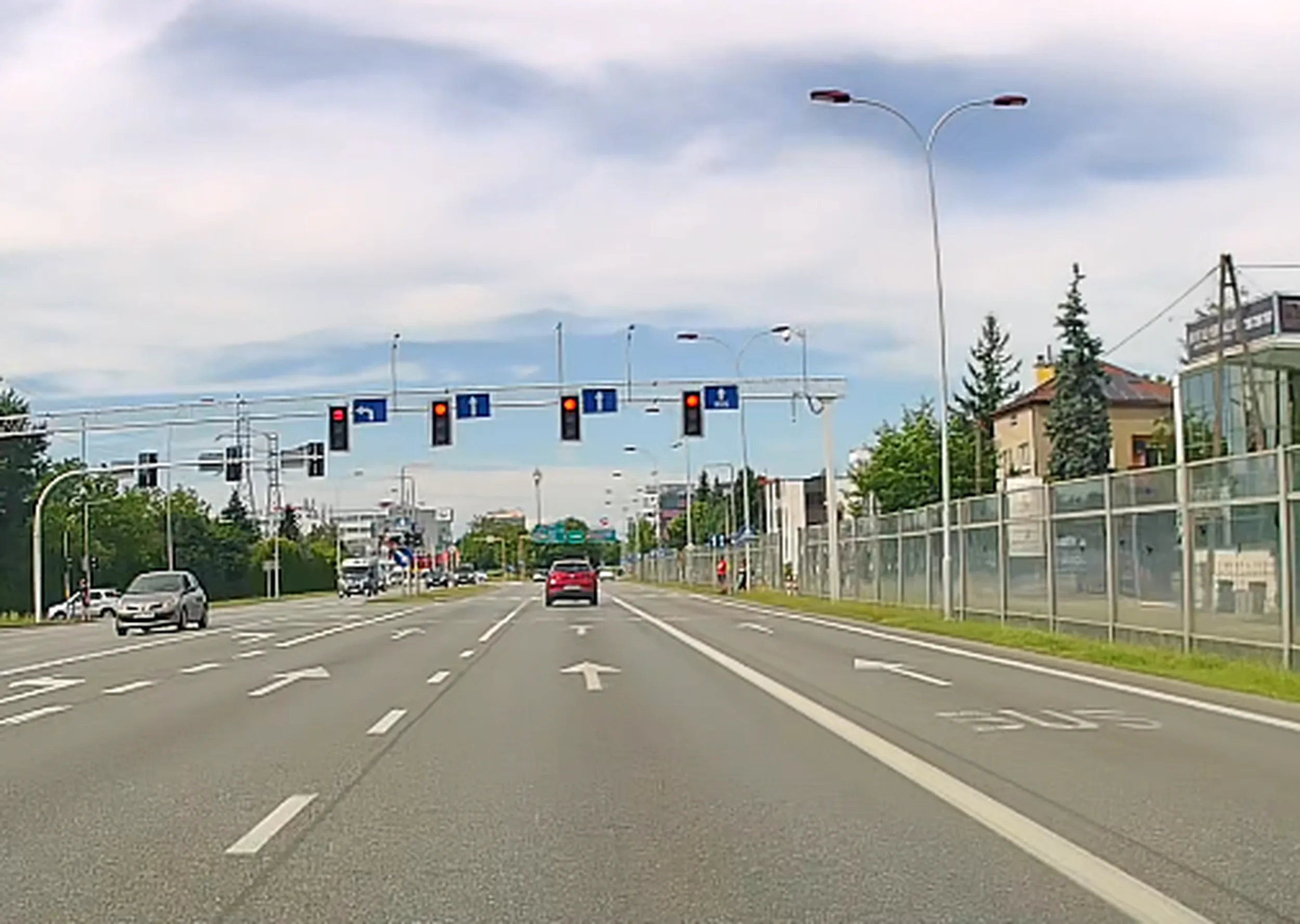 Przejezdza na czerwonym swietle