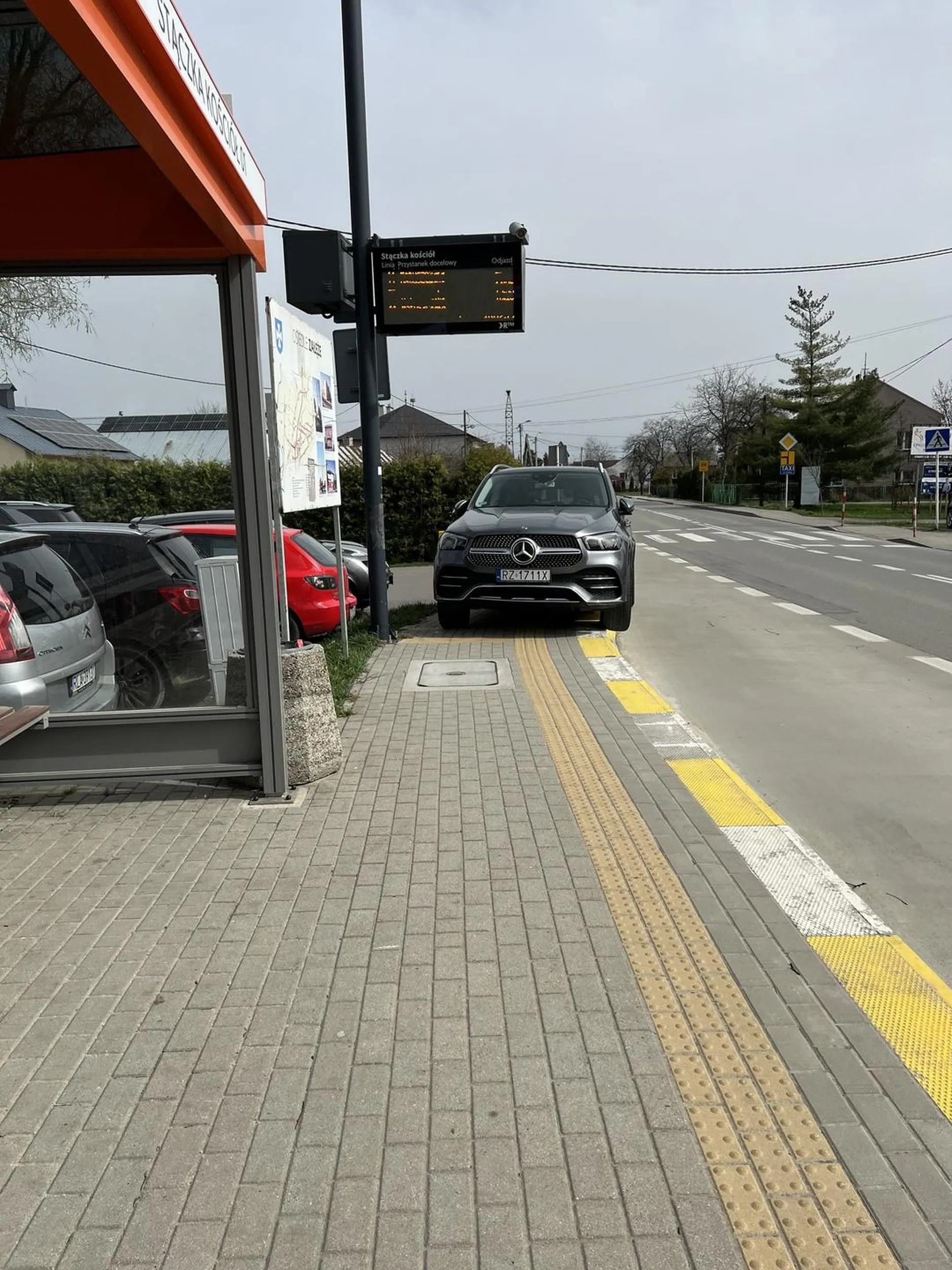 Tego się opisać nie da… Król chodnika