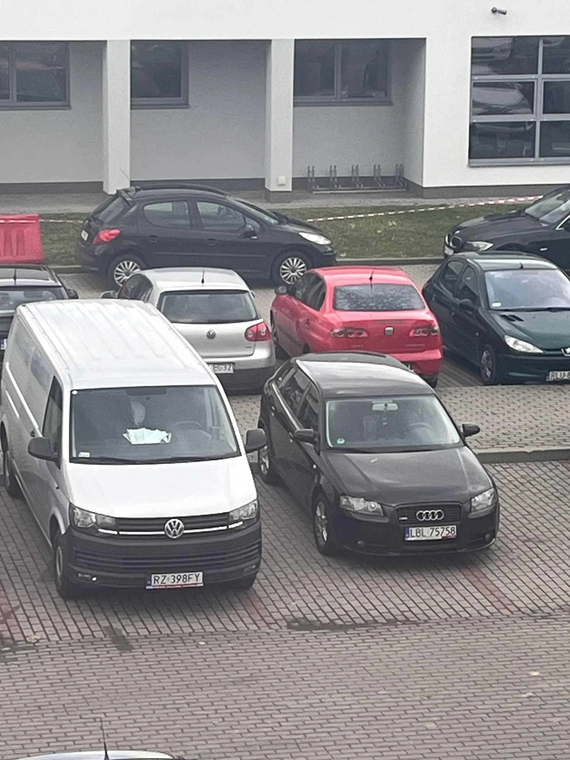 Rejestracja RZ 398FY Proszę zapisać się na szkolenie z parkowania