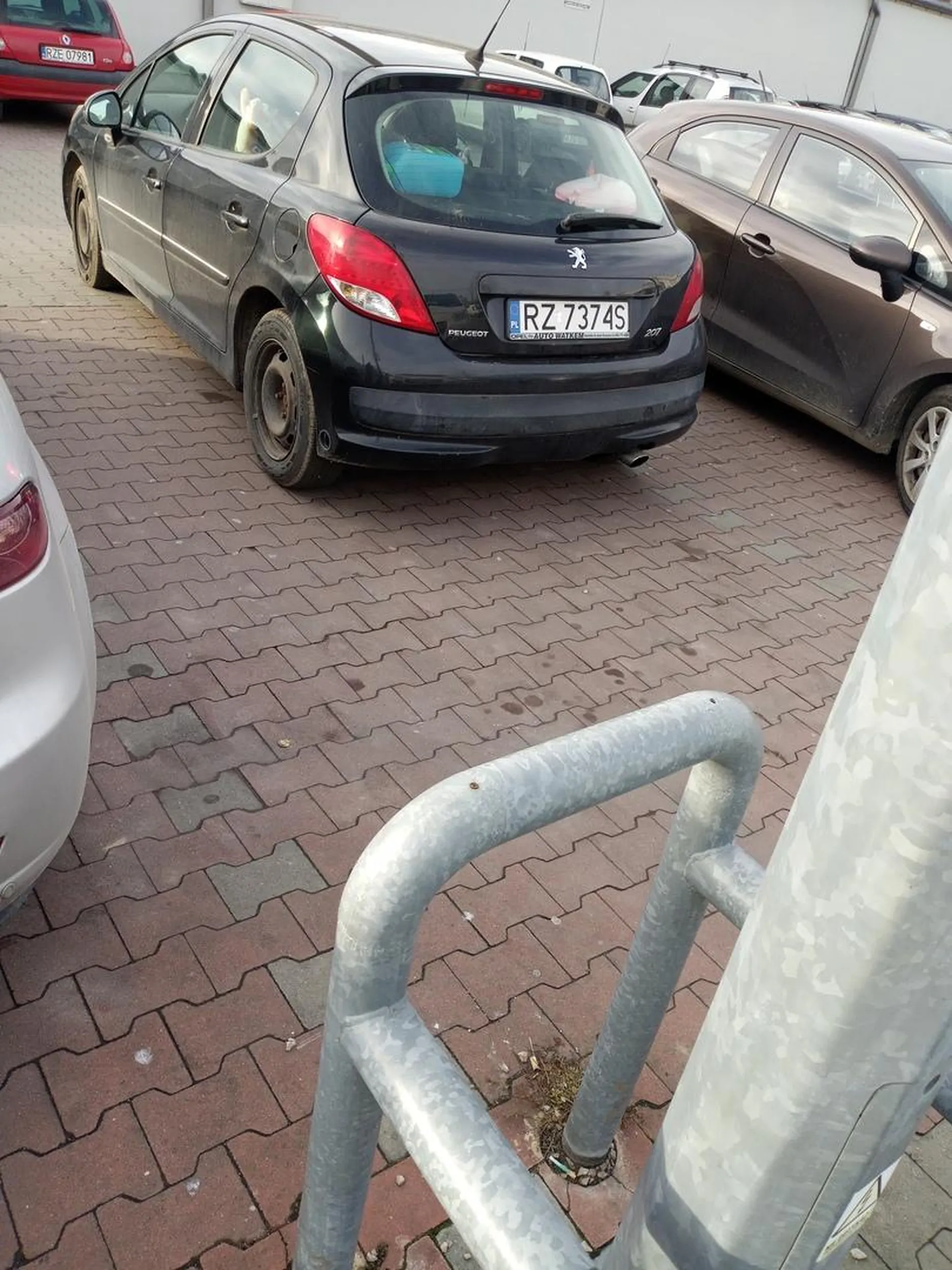 Brak umiejętności parkowania