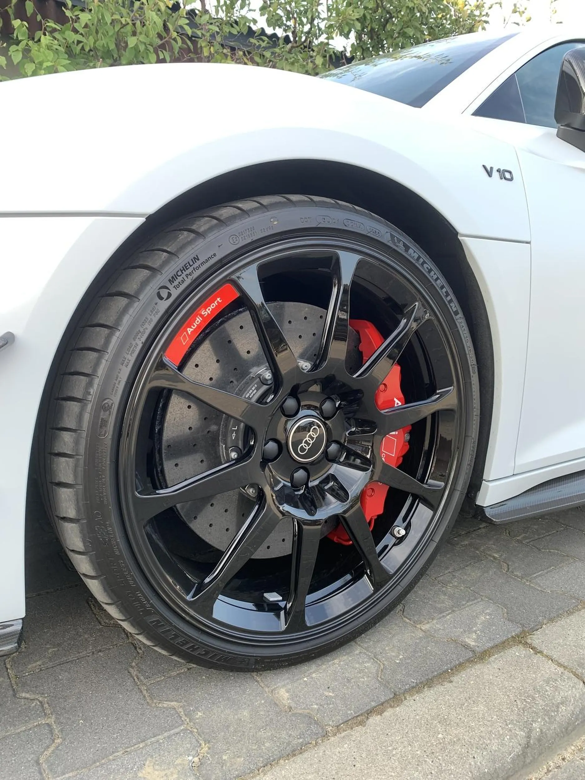 Piękne R8 GT wersja kończąca ten unikalny supercar od Audi.