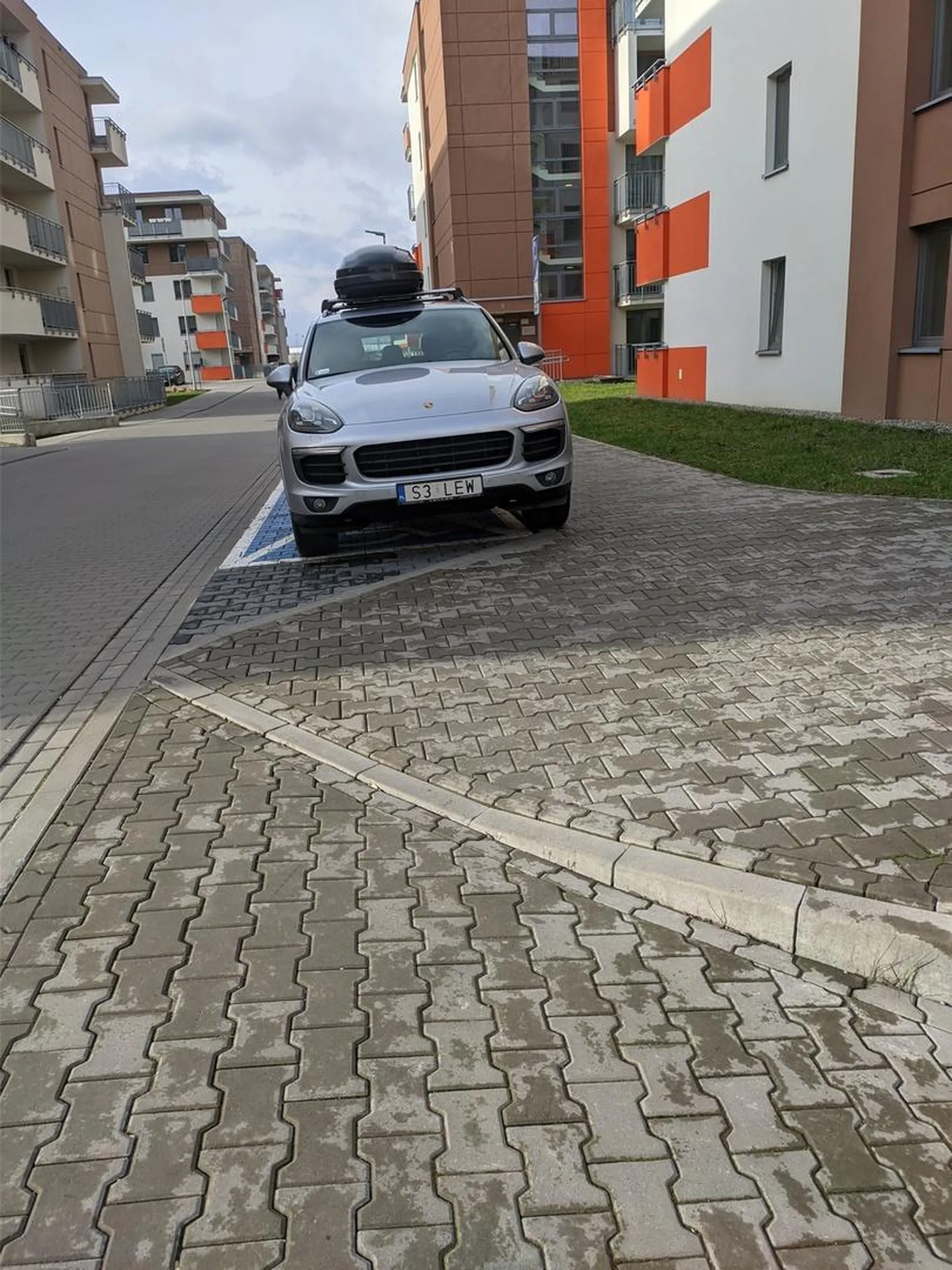 Udawany niepełnosprawny