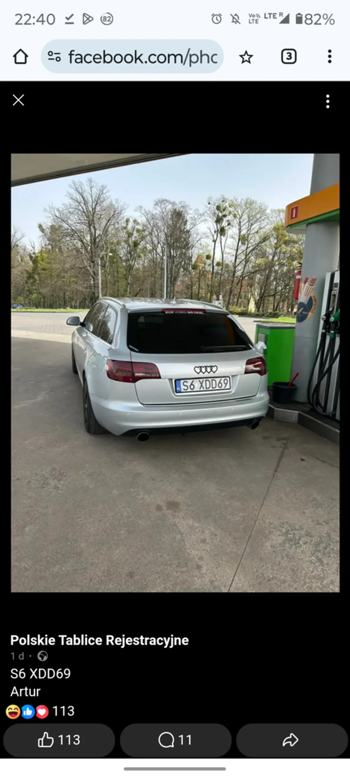 Przeproś matkę człowieku. Jest subtelna różnica pomiędzy robieniem czegoś smiesznego/zabawnego/dla fanu a totalna wiochą i cringem. Ja bym się nie pokazał z taką tablicą xD