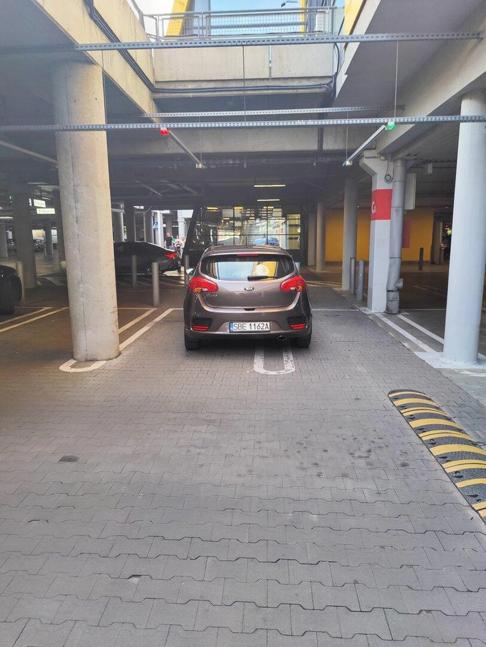 Polecamy naukę parkowania