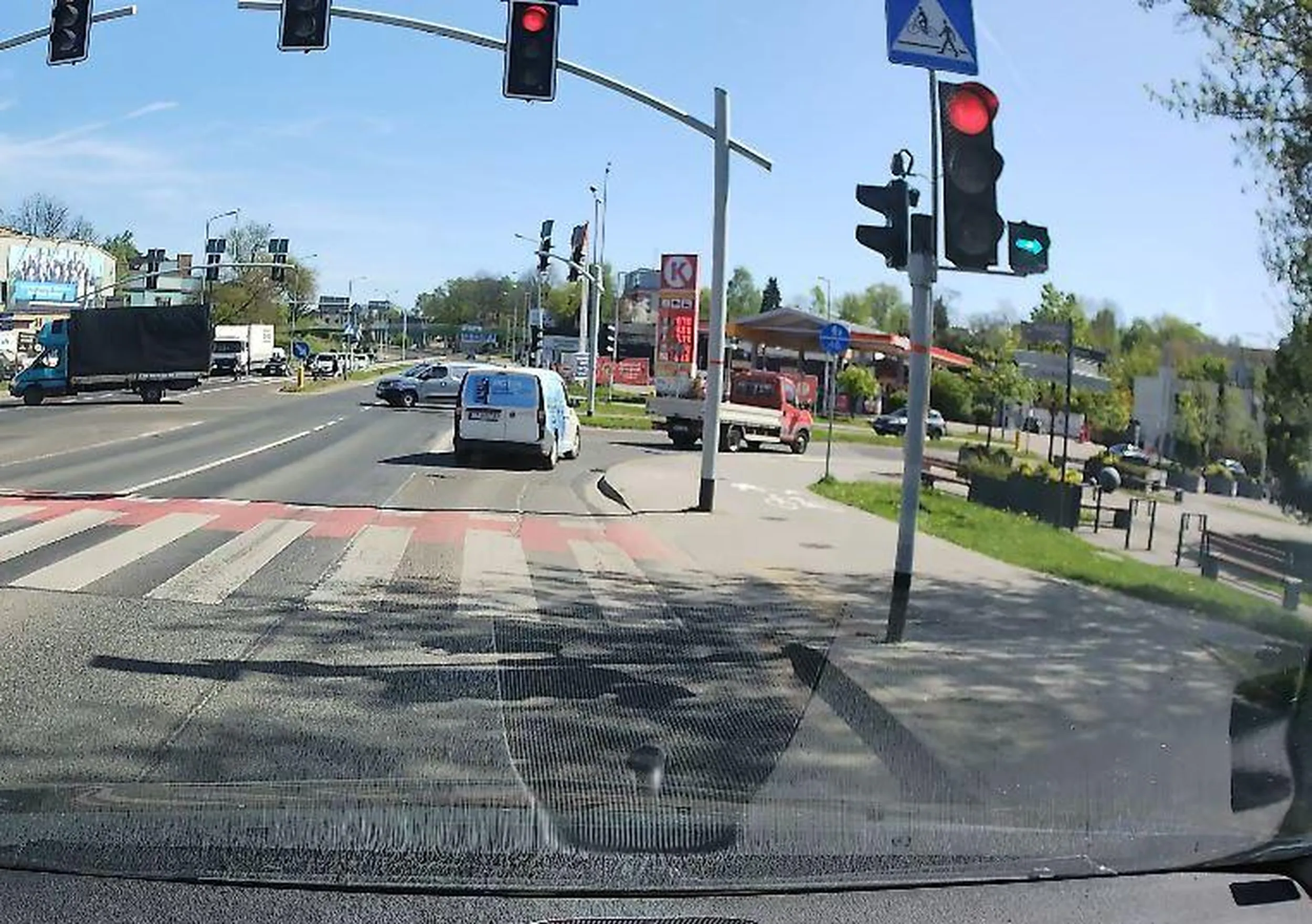 pretensje po moim zatrzymaniu się na kierunkowej strzałce :D