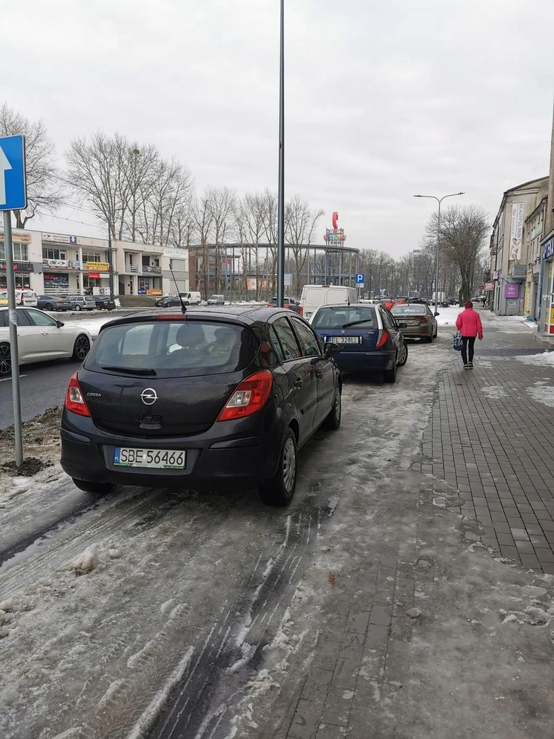 Na środku drogi rowerowej!