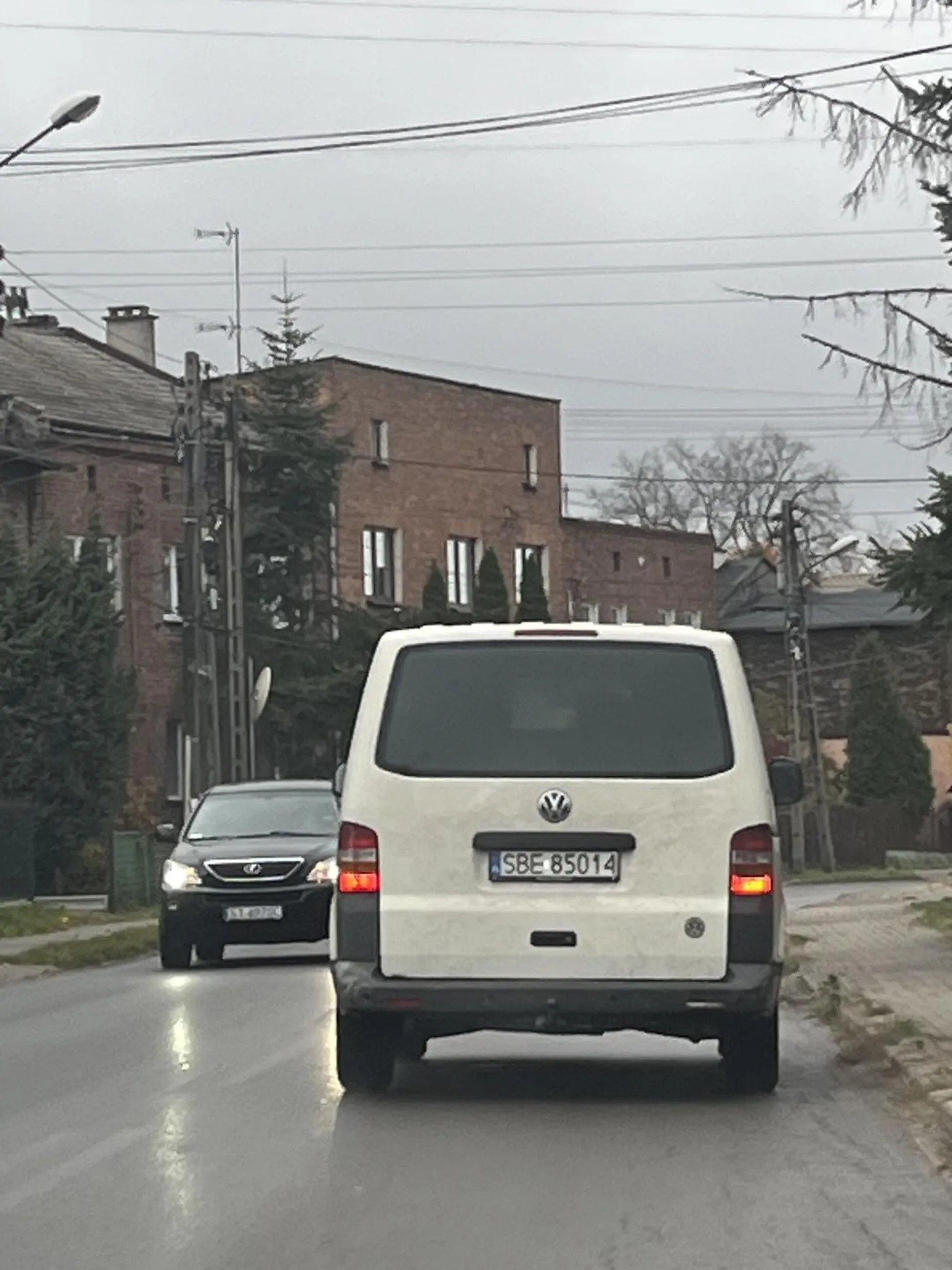 Tragiczny kierowca, nie patrzy w lusterka