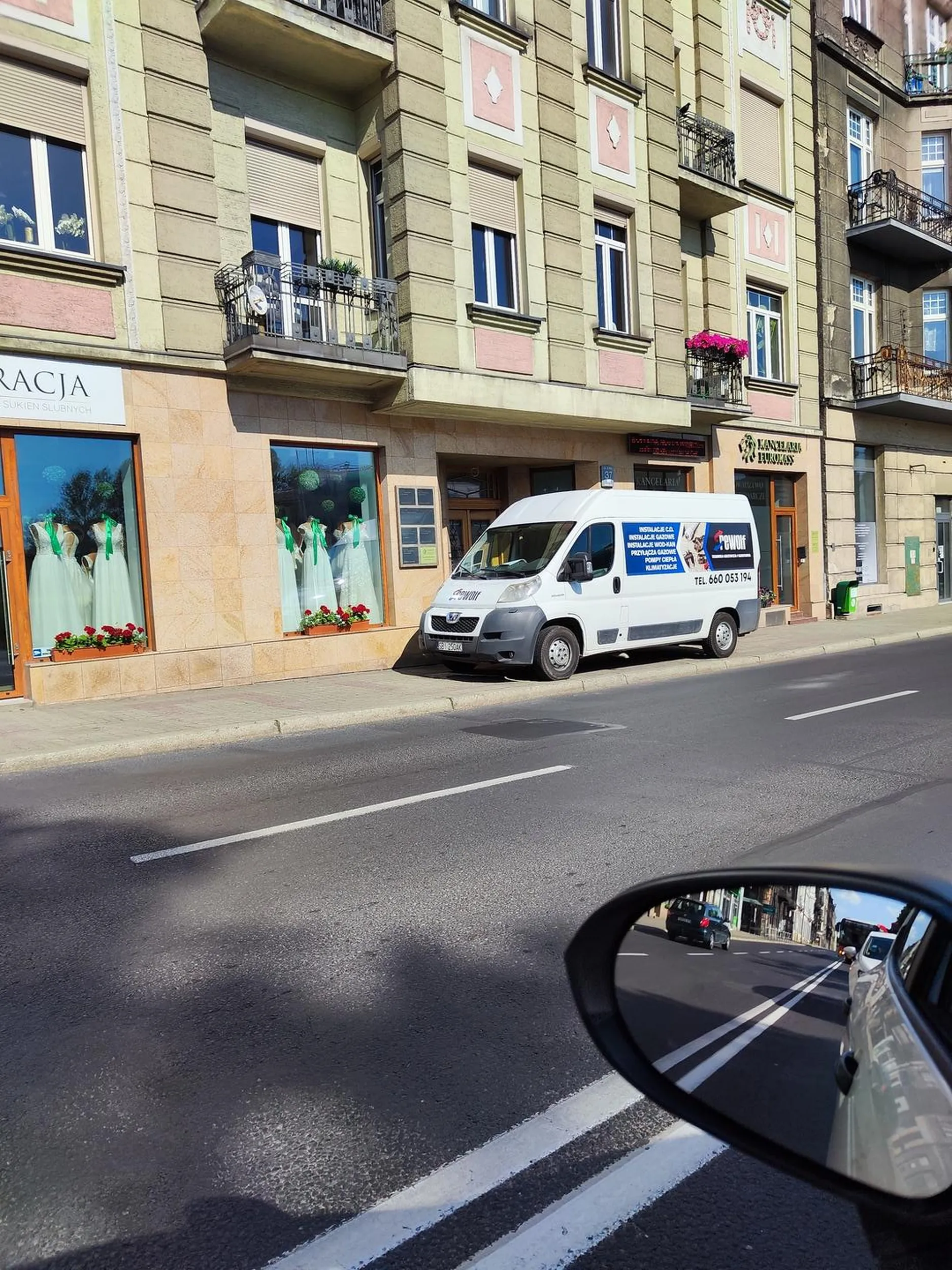 Polecam firmę rewolf.