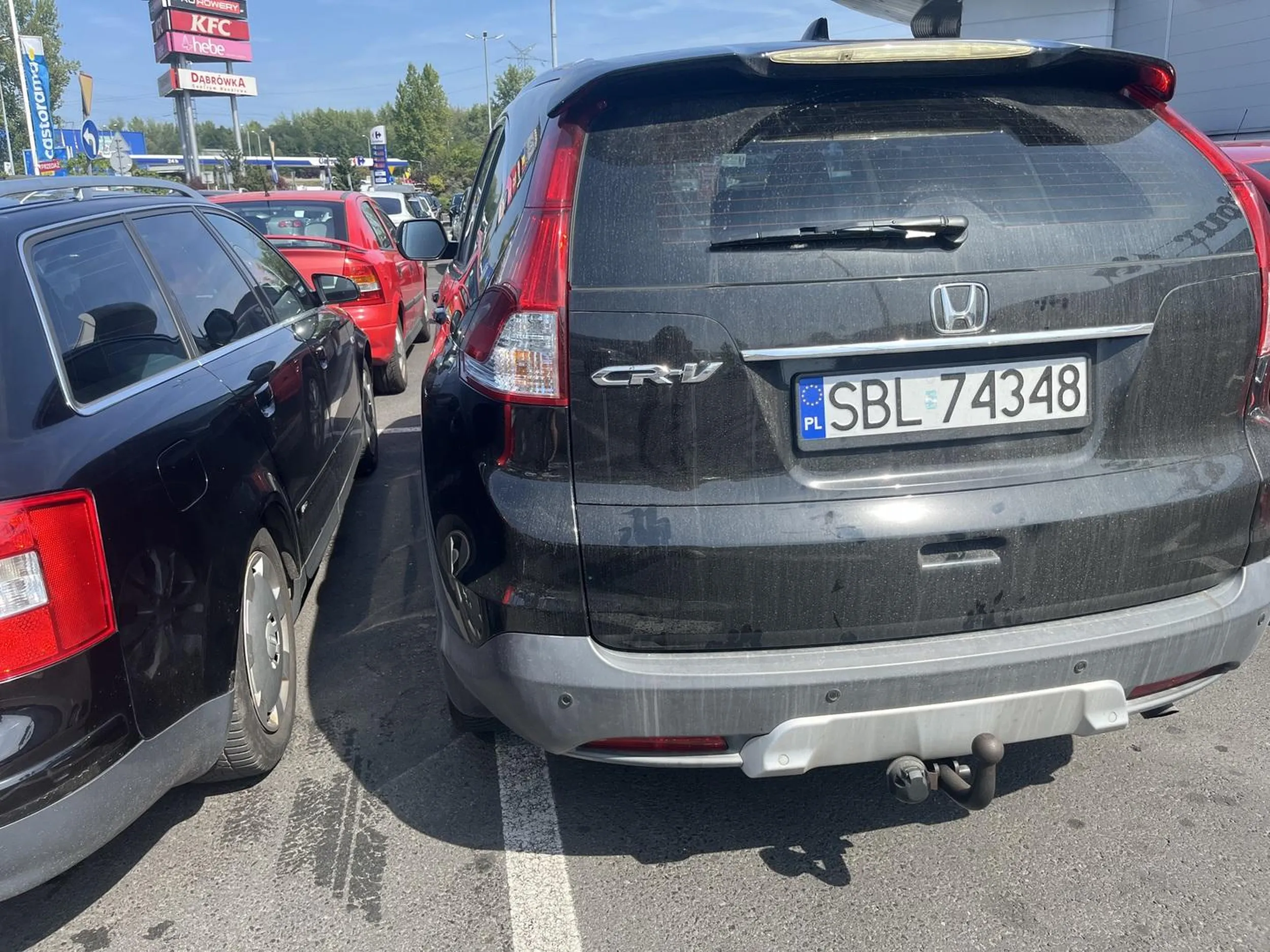 Kup sobie kolorowanki dla 3 latków, jeśli mieszczenie się w liniach cie przerasta.