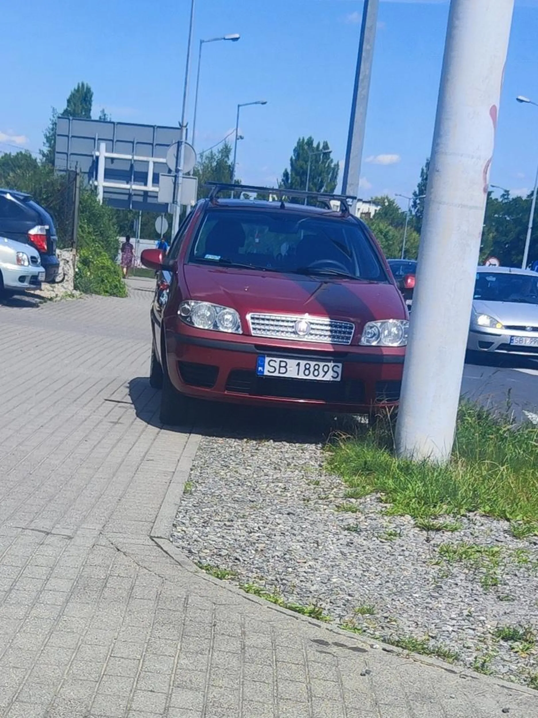 Zakaz zatrzymywania? Myślałem, że to parking haha ale ze mnie głuptas