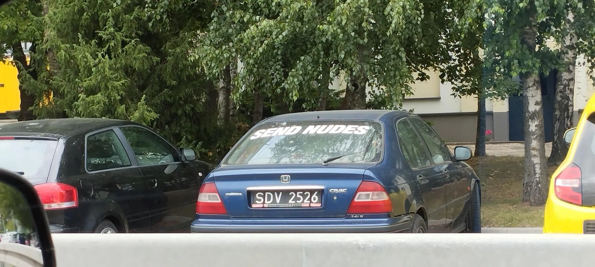 Pozdrawiam jeszcze czarne blachy widok rzadki