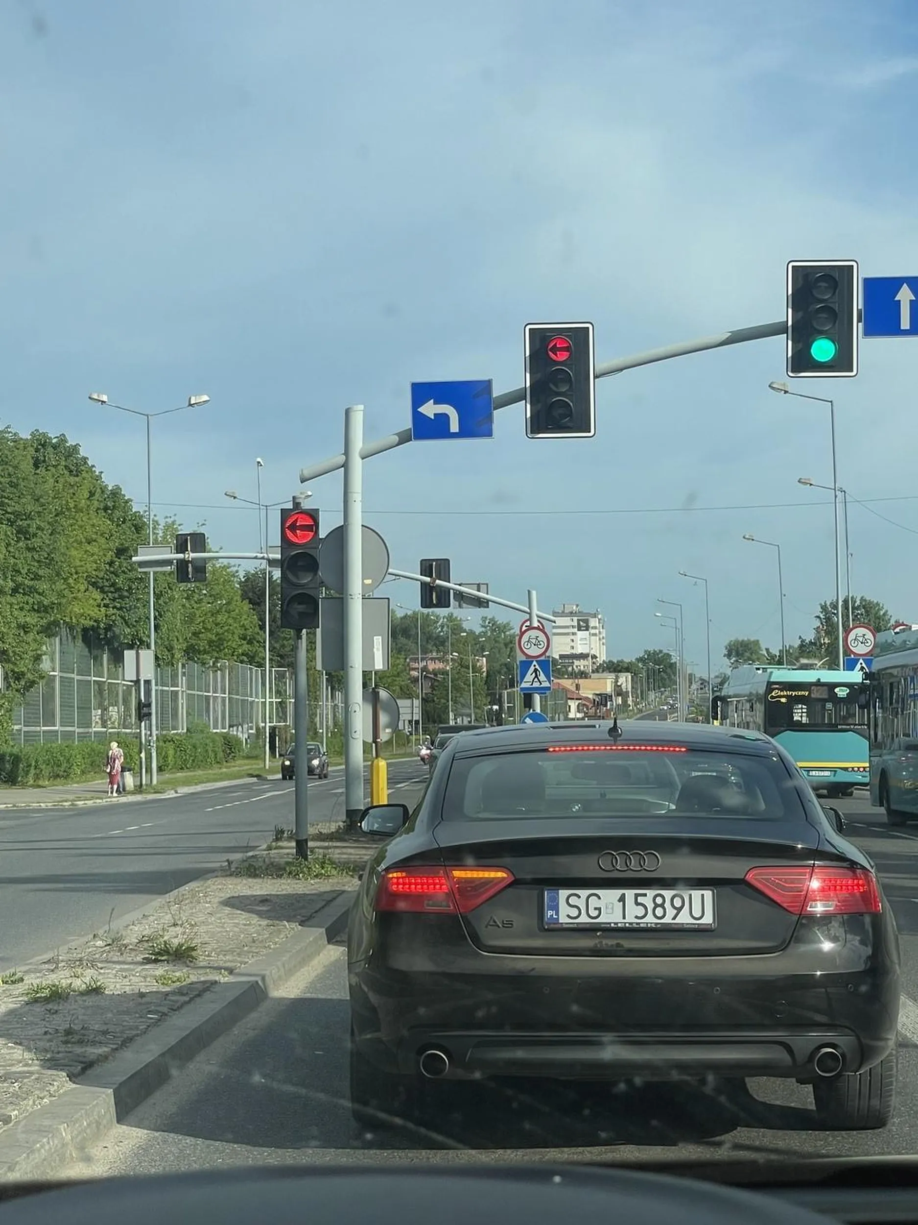 Piękna kobieta. Gorąco pozdrawiam ?