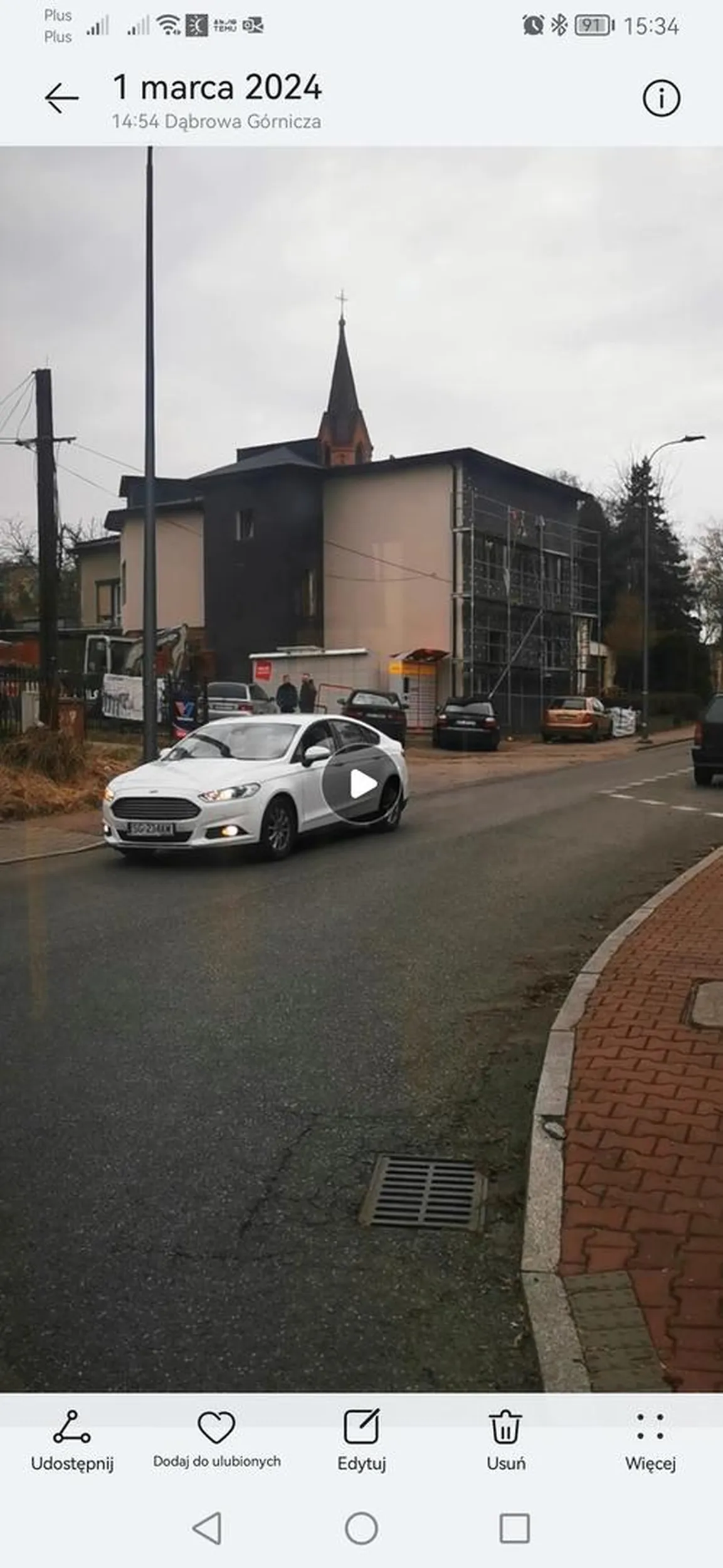 Panicz ignorant znaków, pod prąd!