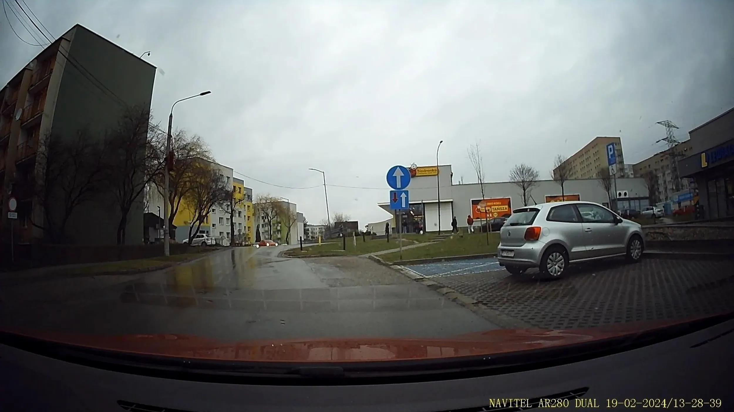 Gliwicki szmaciarz jedzie na czołówkę bo nie wiem co oznaczają znaki