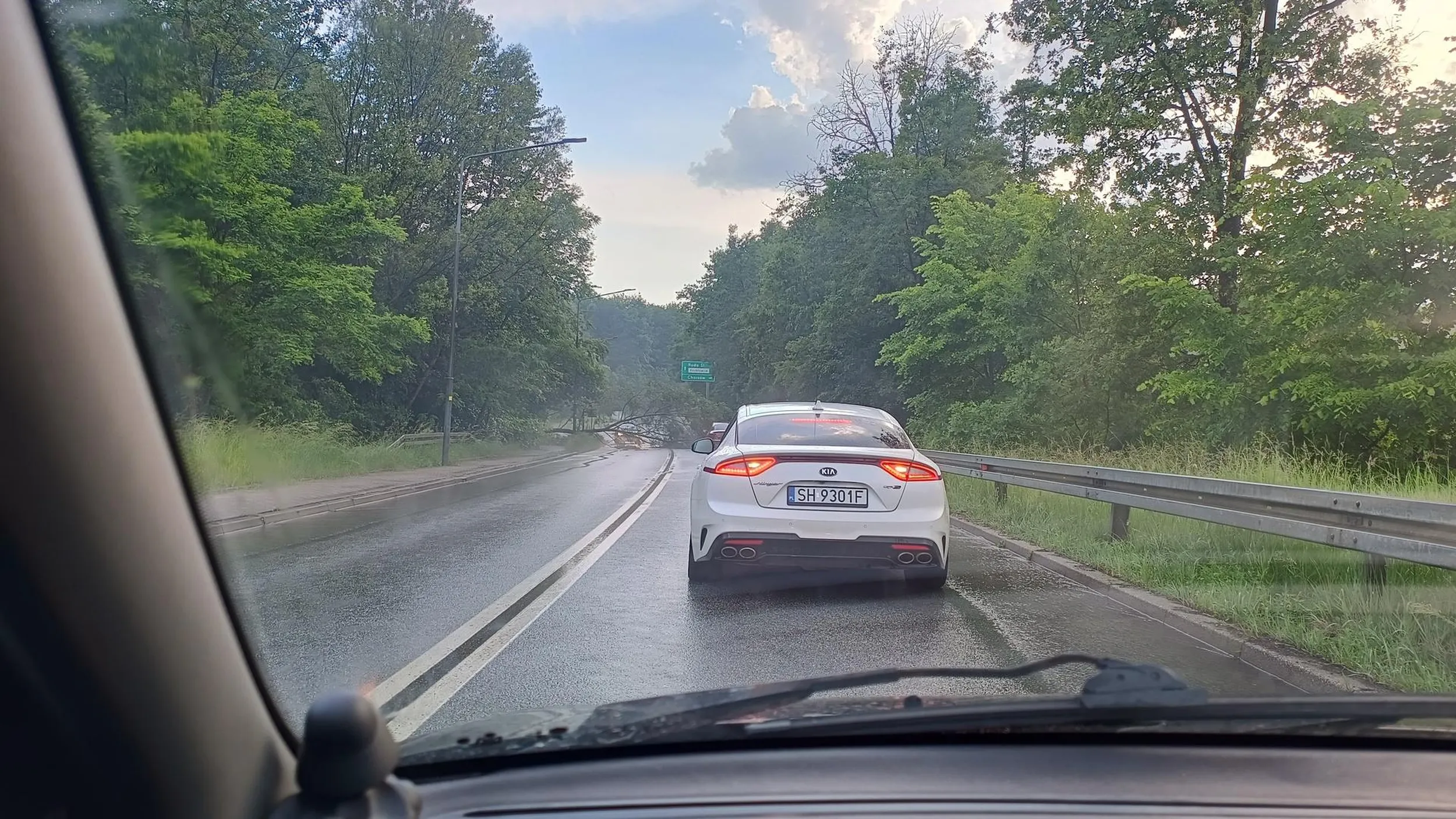 Potwierdzam. Nieoznakowany Stinger GT grupy SPEED