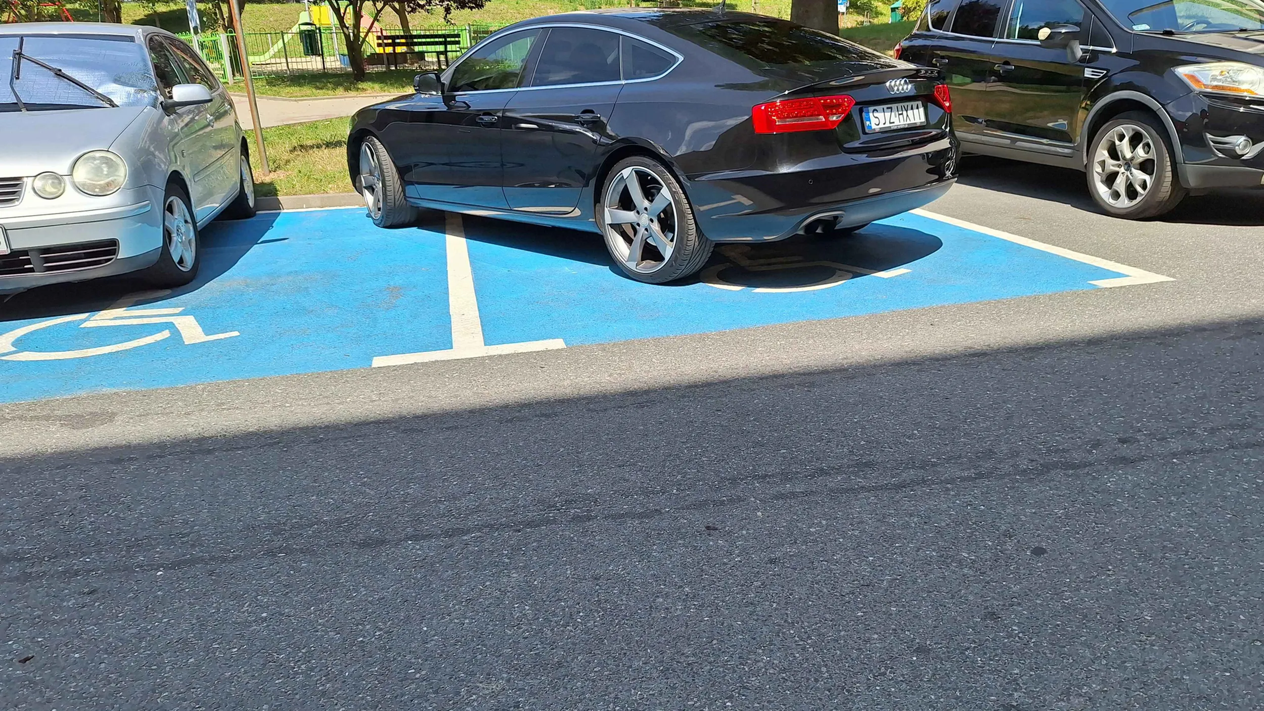 takiego inwalidy jeszcze nie widzialem