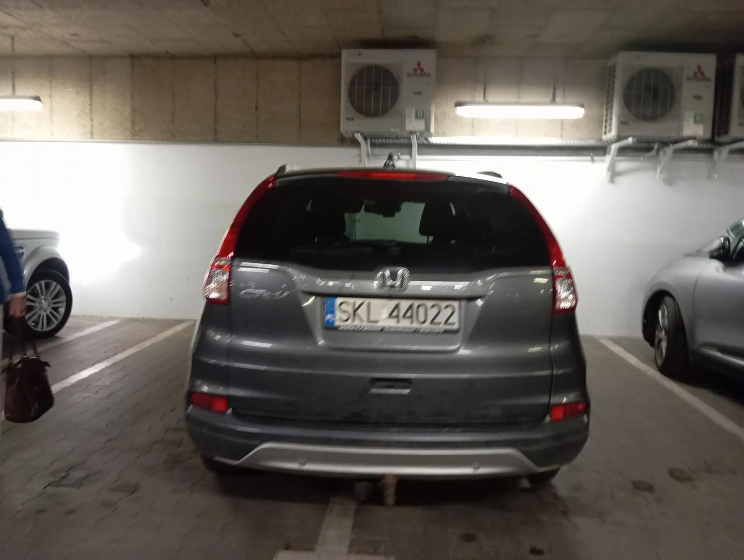 Kierowca tego pojazdu wygrał prawo jazdy w paczce chipsów. Powinni mu odebrać prawo do prowadzenia pojazdu. Ale co się dziwić w końcu to SKL