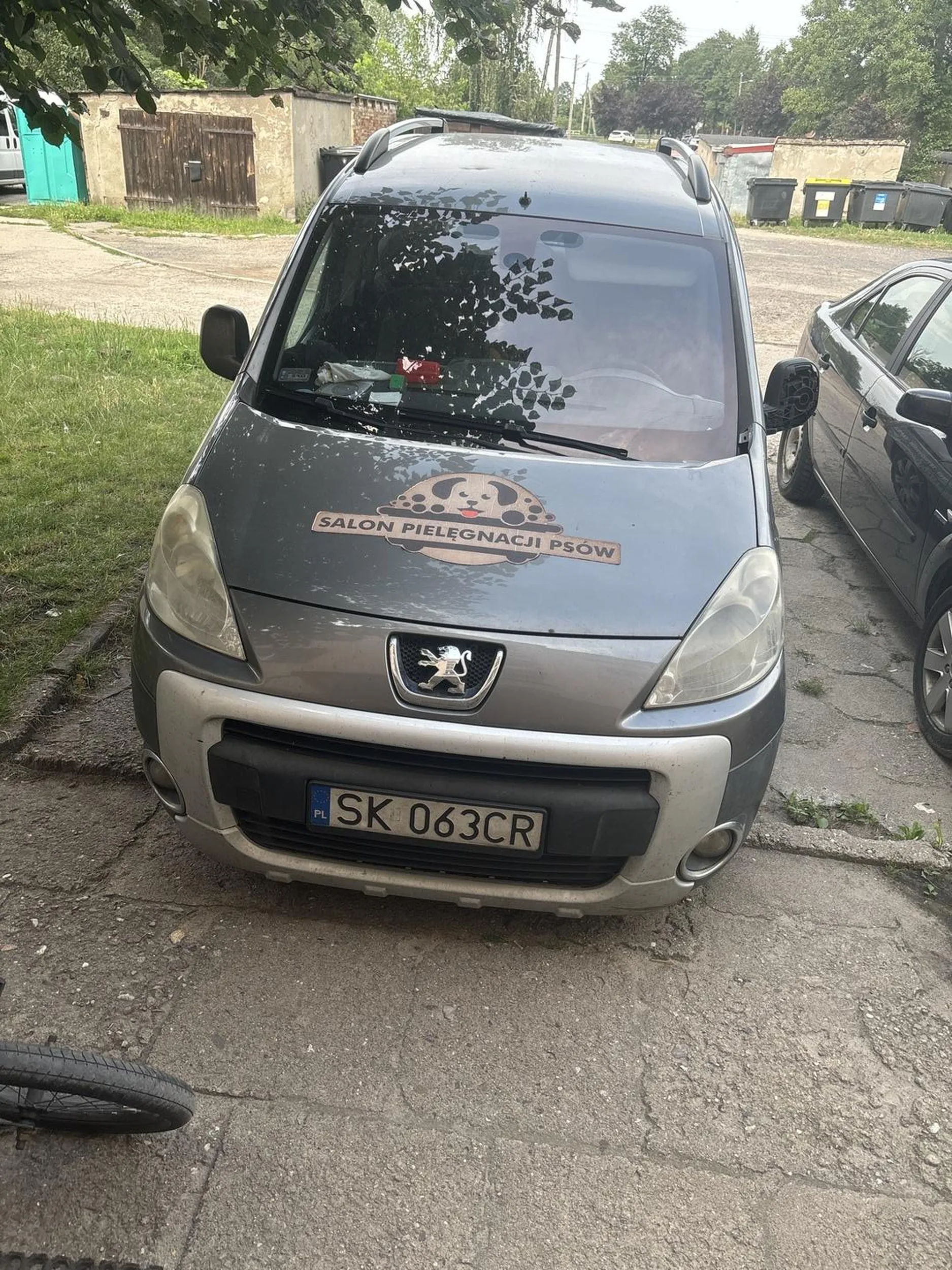 Babka ma rozwalone lusterko wylizuje kierowca sera salon kastracji dla psów babka potrąciła nie pełno sprawnego dziada na pasach i przeleciała chopke na motory jadąc na córce nie polecam po ma spermę w pempku