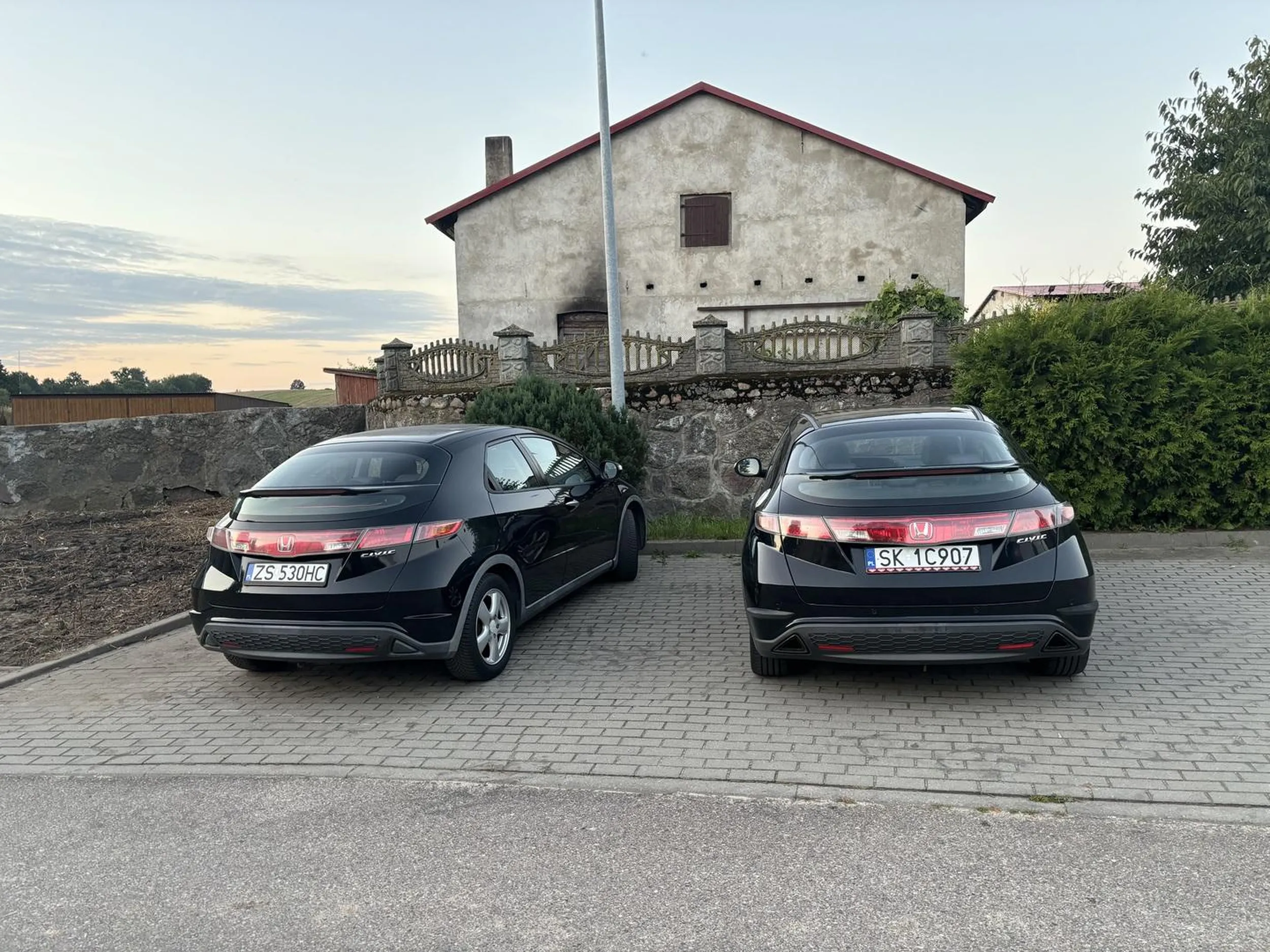 Zajebista laska z zajebistym autem