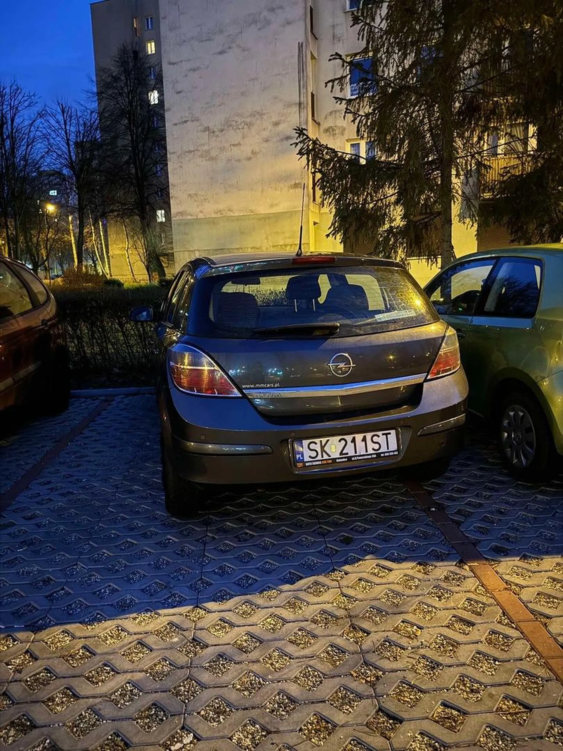 Widzę że niektóre osoby mają ogromny problem zmieścić się w liniach