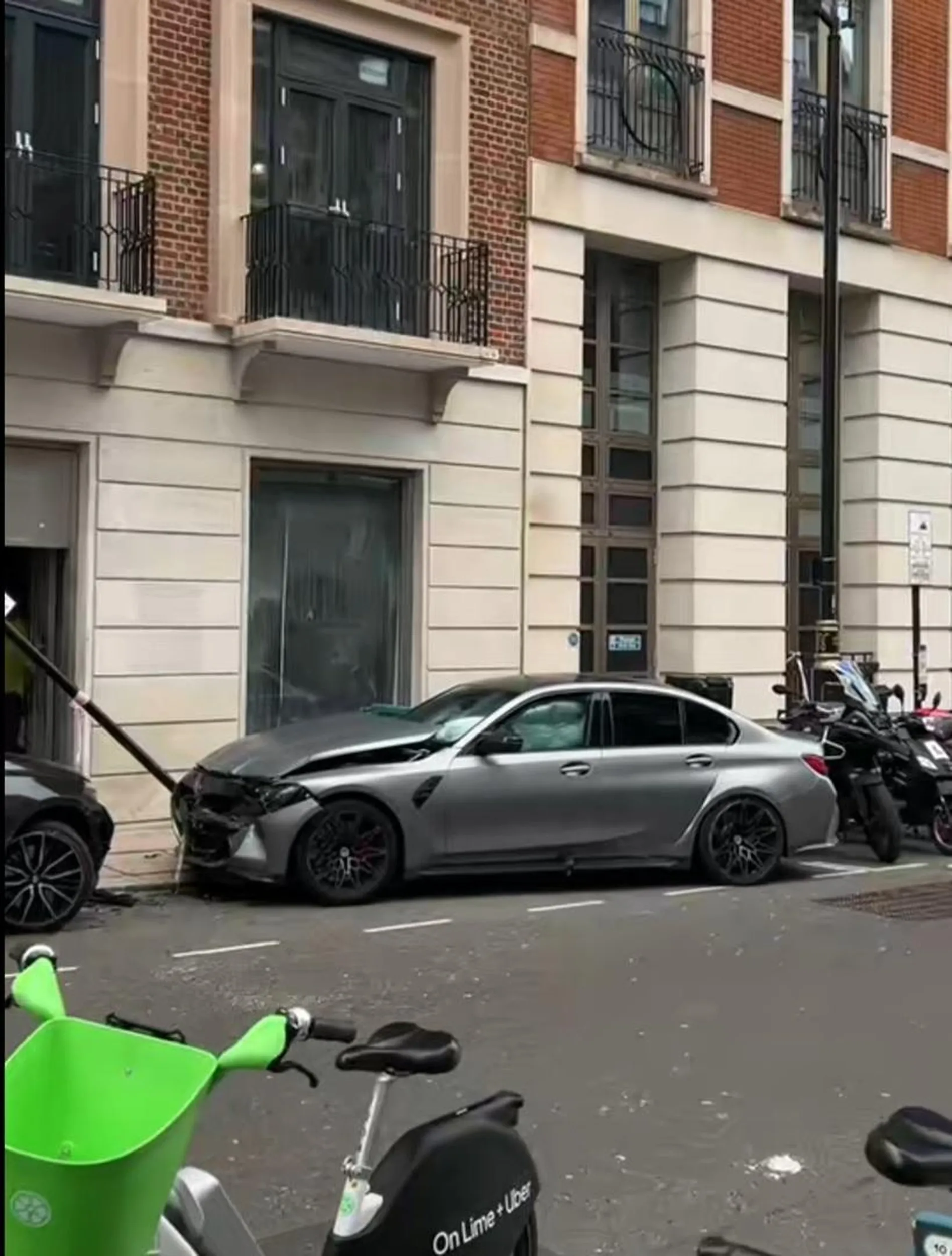 Zaparkował na zakazie