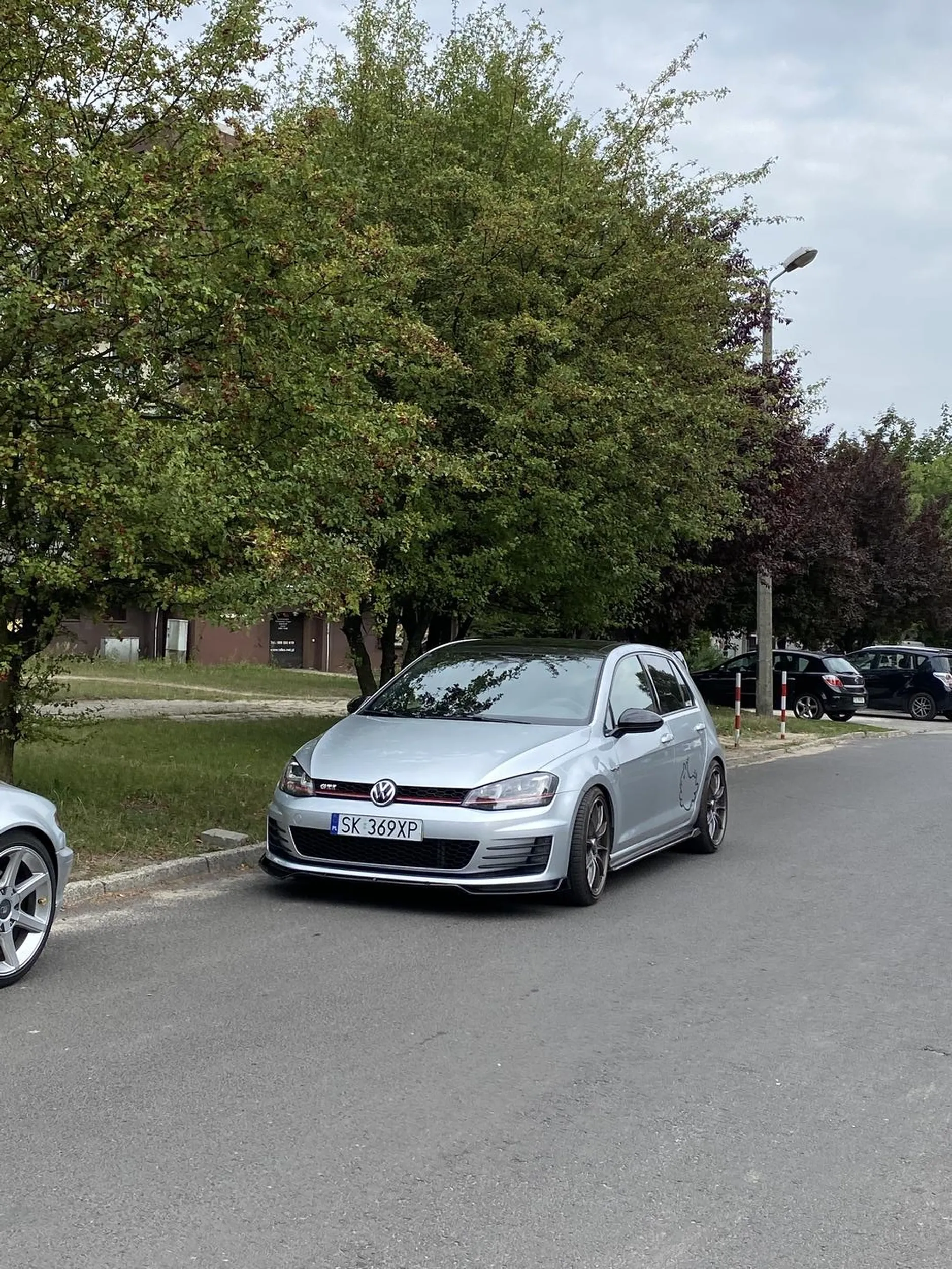 Tutaj nie mozna parkowac