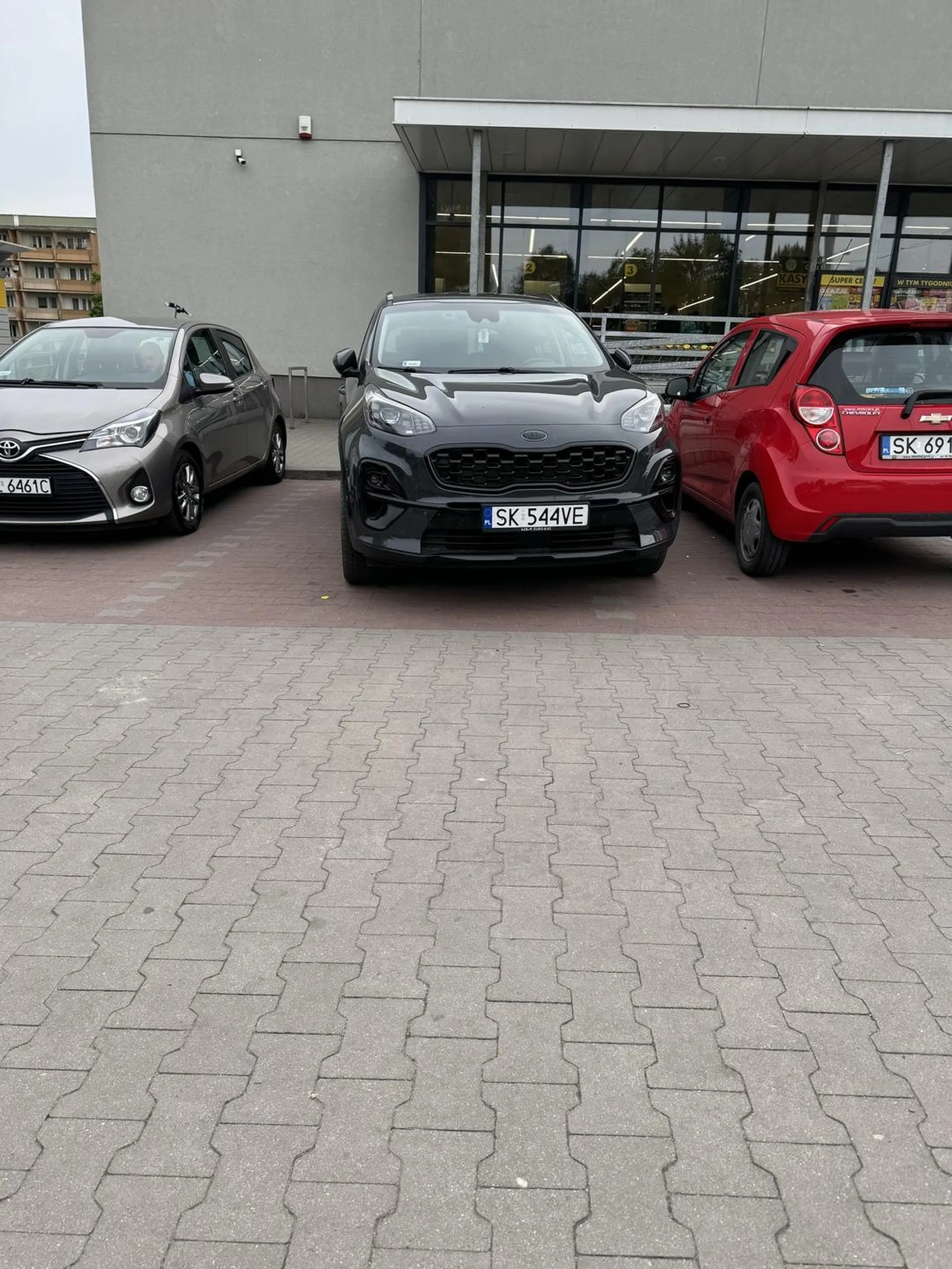 Myślę że komentarz jest tu zbędny. Idioci