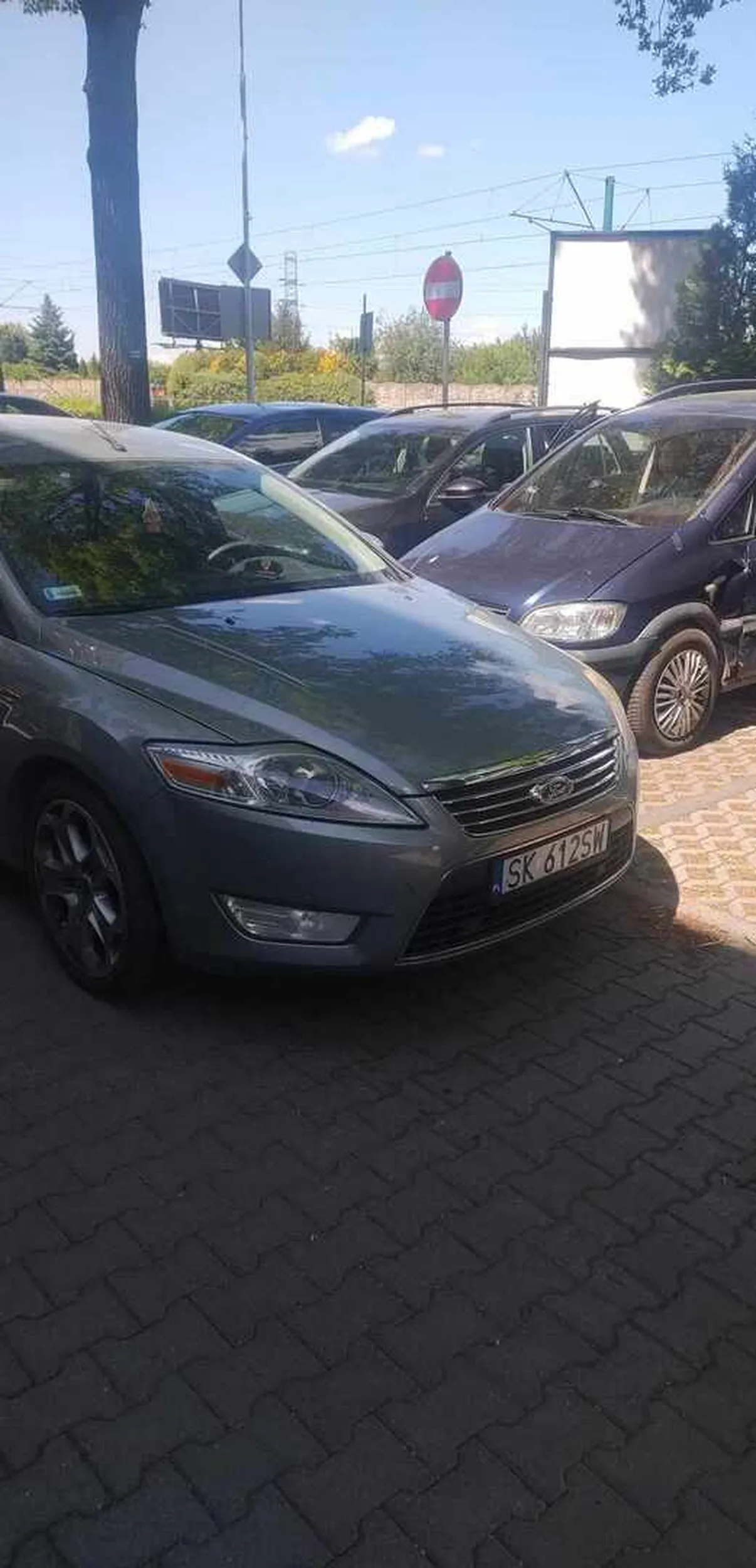 Zastawił mnie na parkingu pod spółdzielnią mieszkaniową Katowice Gliwicka 204