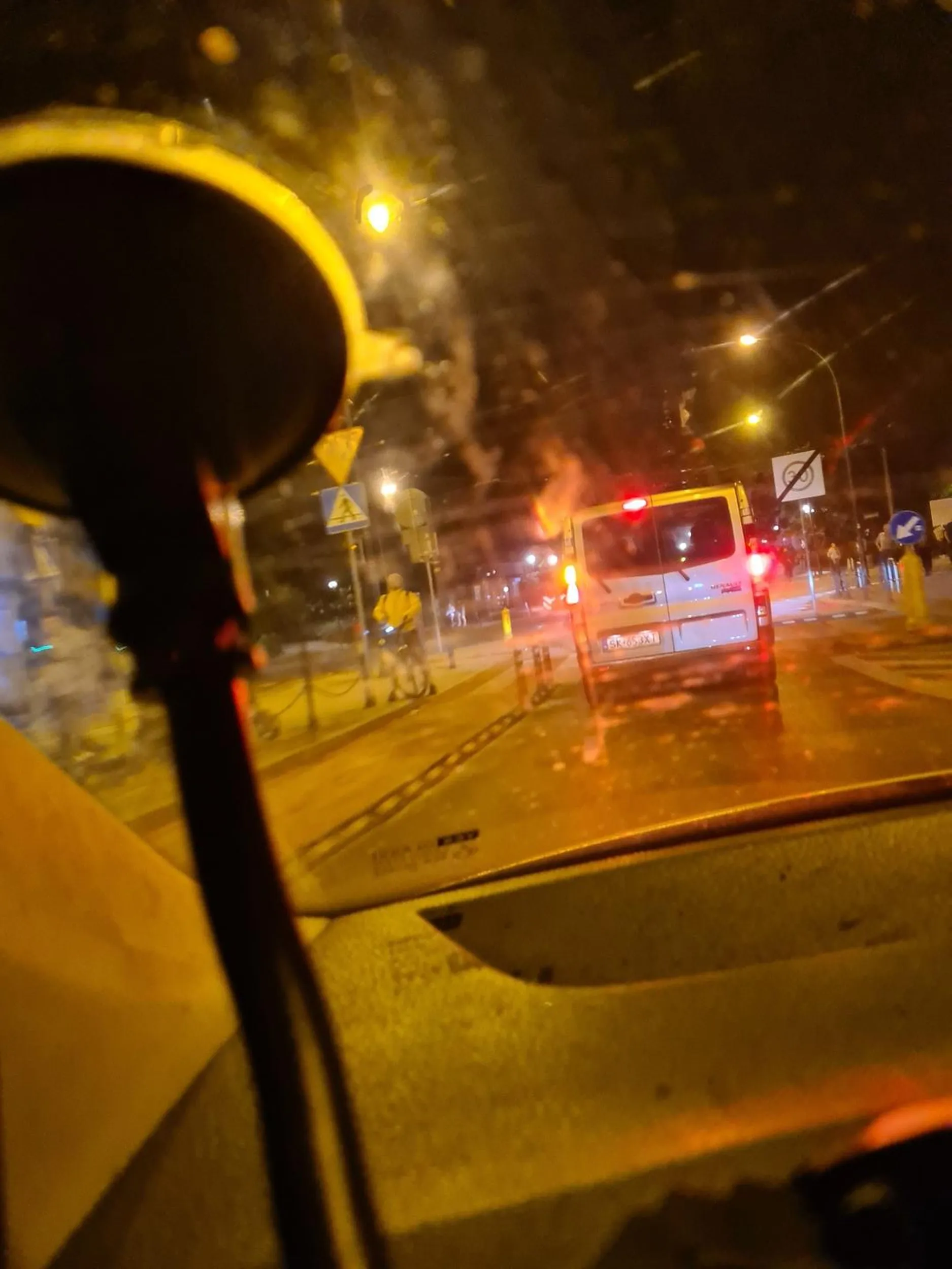 Kierowca wymusza pierwszeństwo