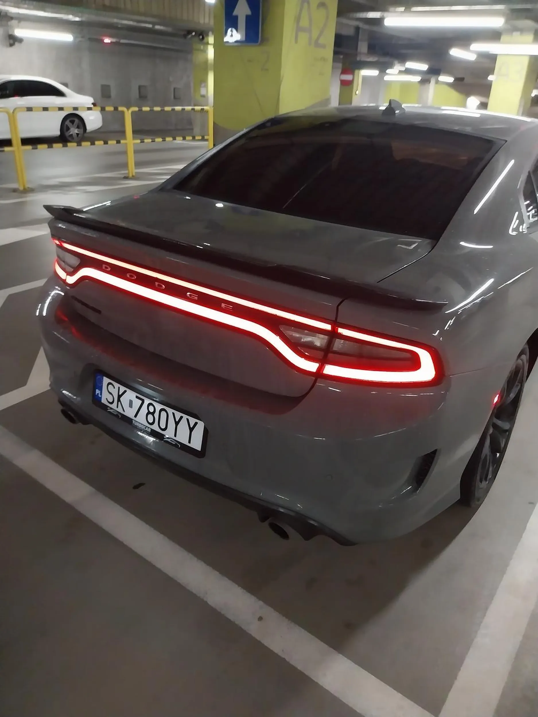 Zajebisty charger