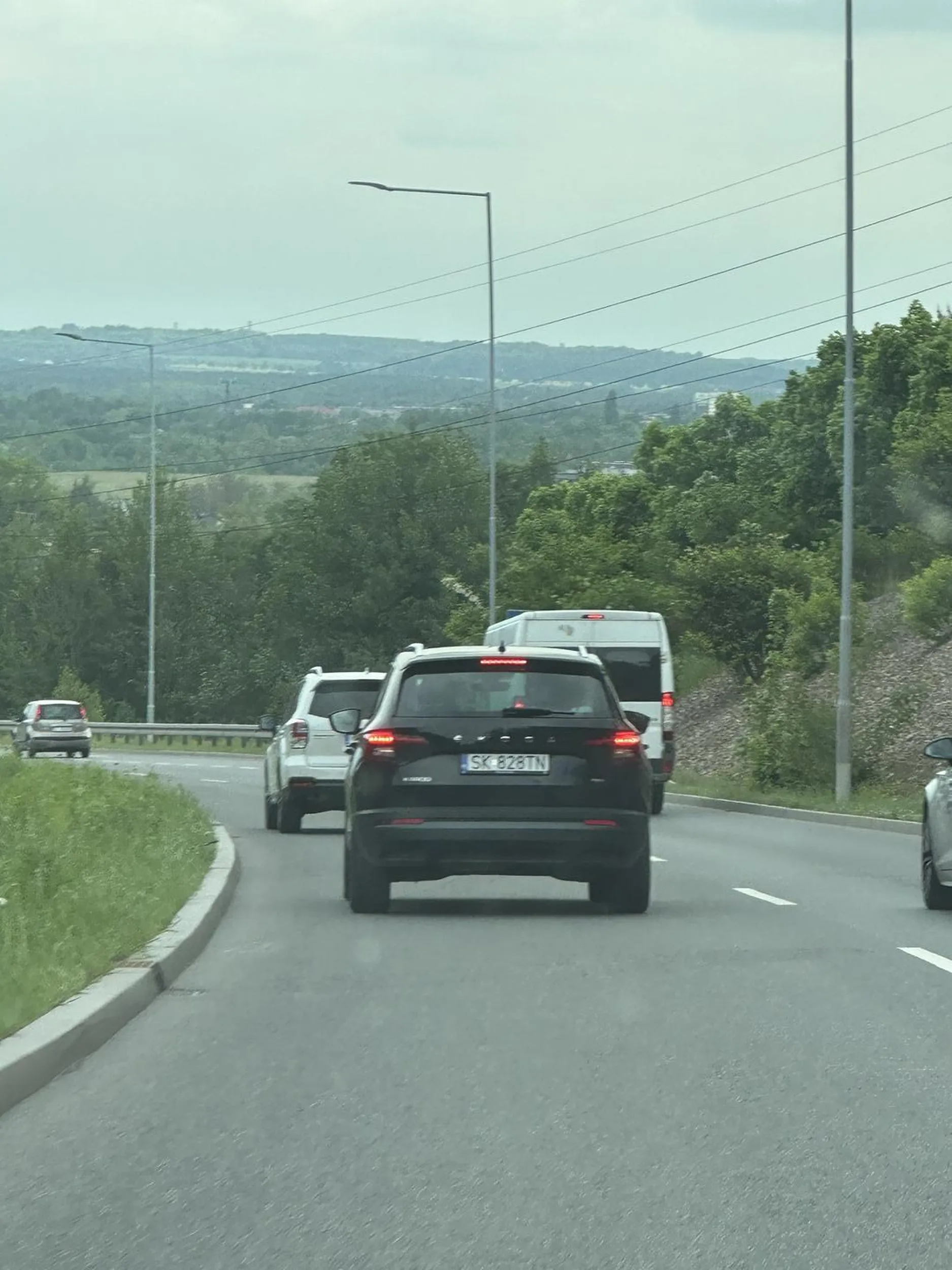We się pierdolnij , przez telefon gadasz i jeszcze ciśniesz 160 przy 80