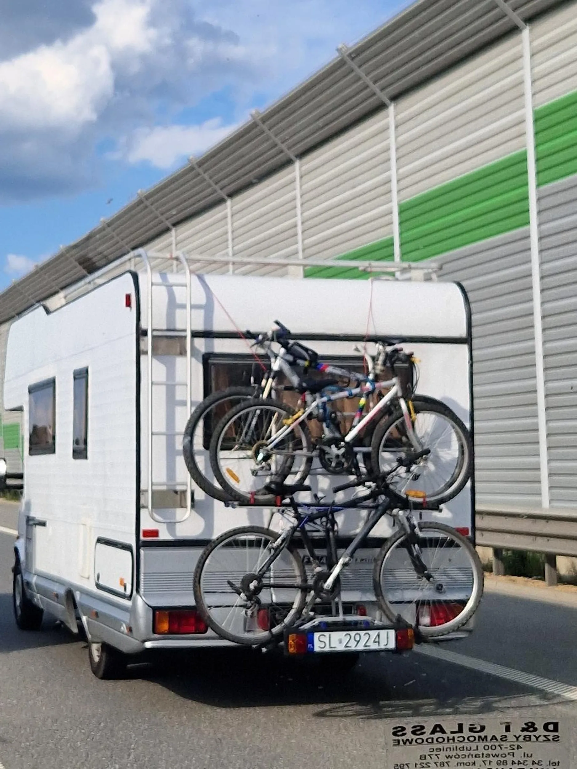 Piękny dziadziuś, pozdrowienia od drugiego dziadka z trasy ?