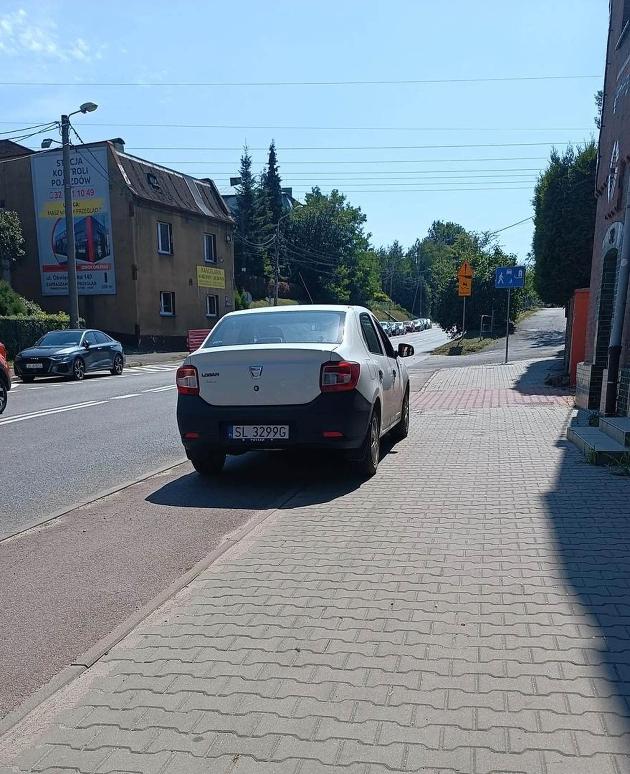 Dawanie na trasie rowerowej