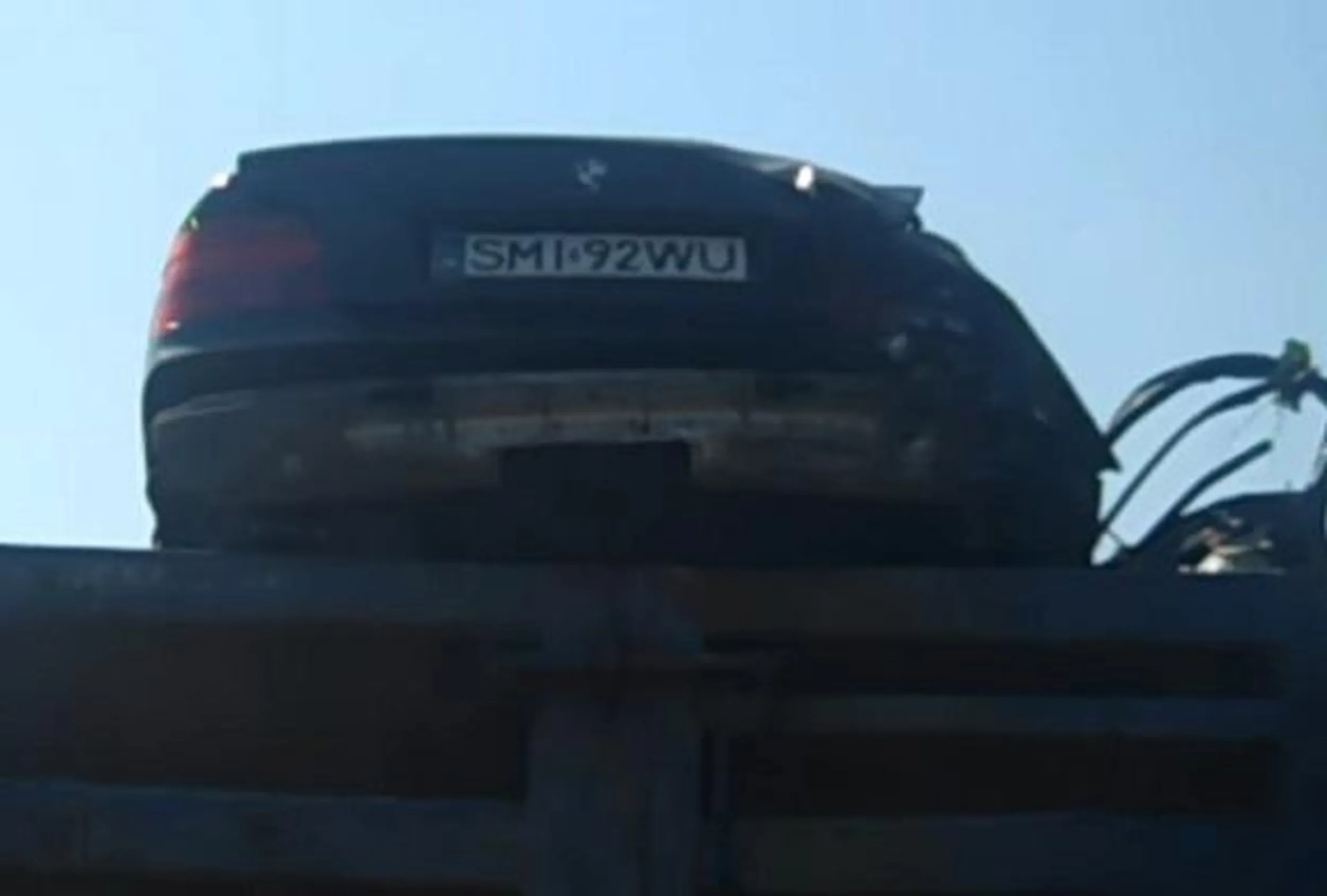 Śmiertelny wypadek w Iziumie, Ukraina. Zgineły dwie młode dziewczyny. https://ukranews.com/news/505685-v-yzyume-pogybly-v-avaryy-dve-pyanye-devushky-vo-vremya-pryamogo-ehfyra-v-instagram