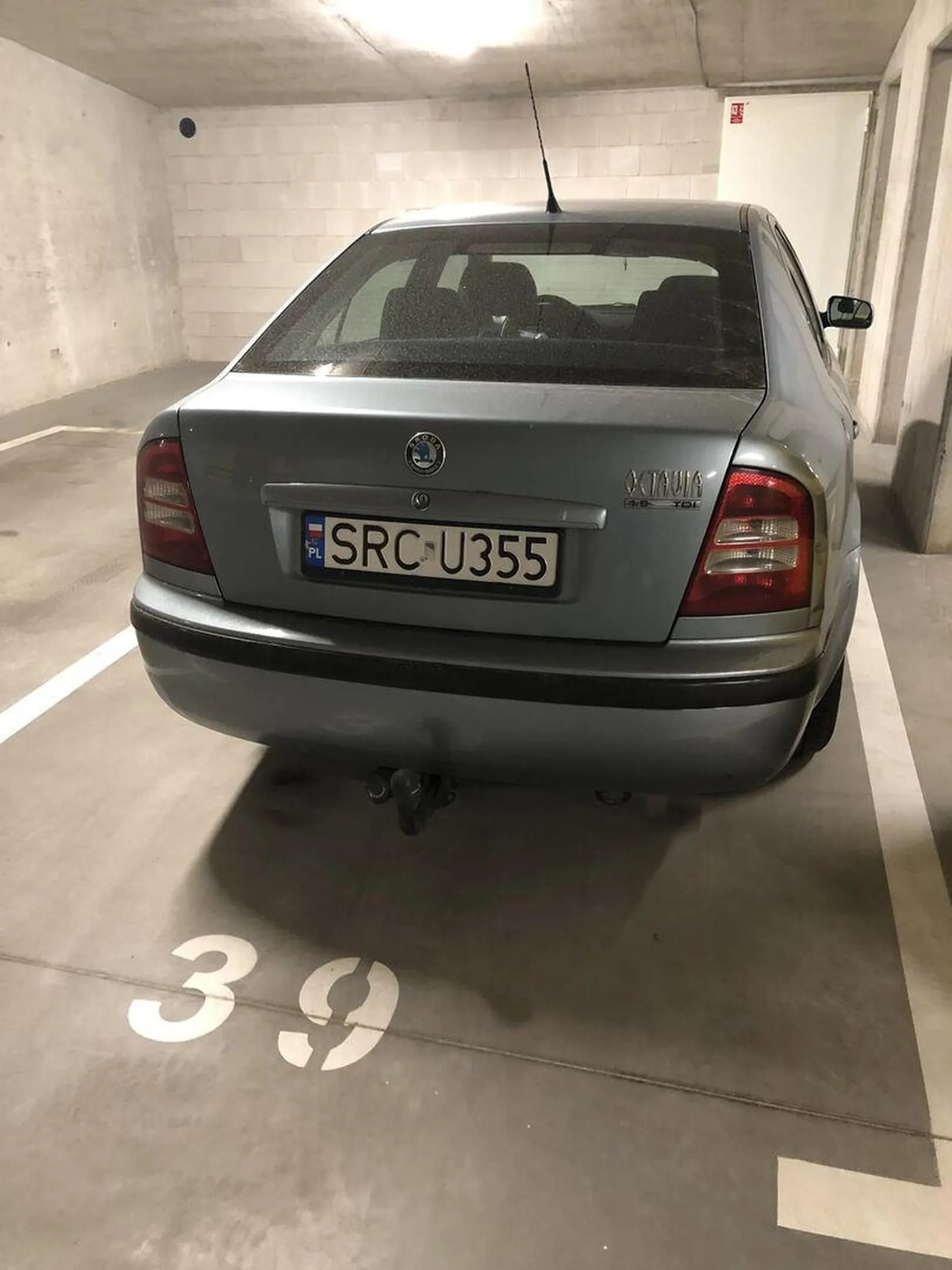 Zastawił prywatne miejsce parkingowe.