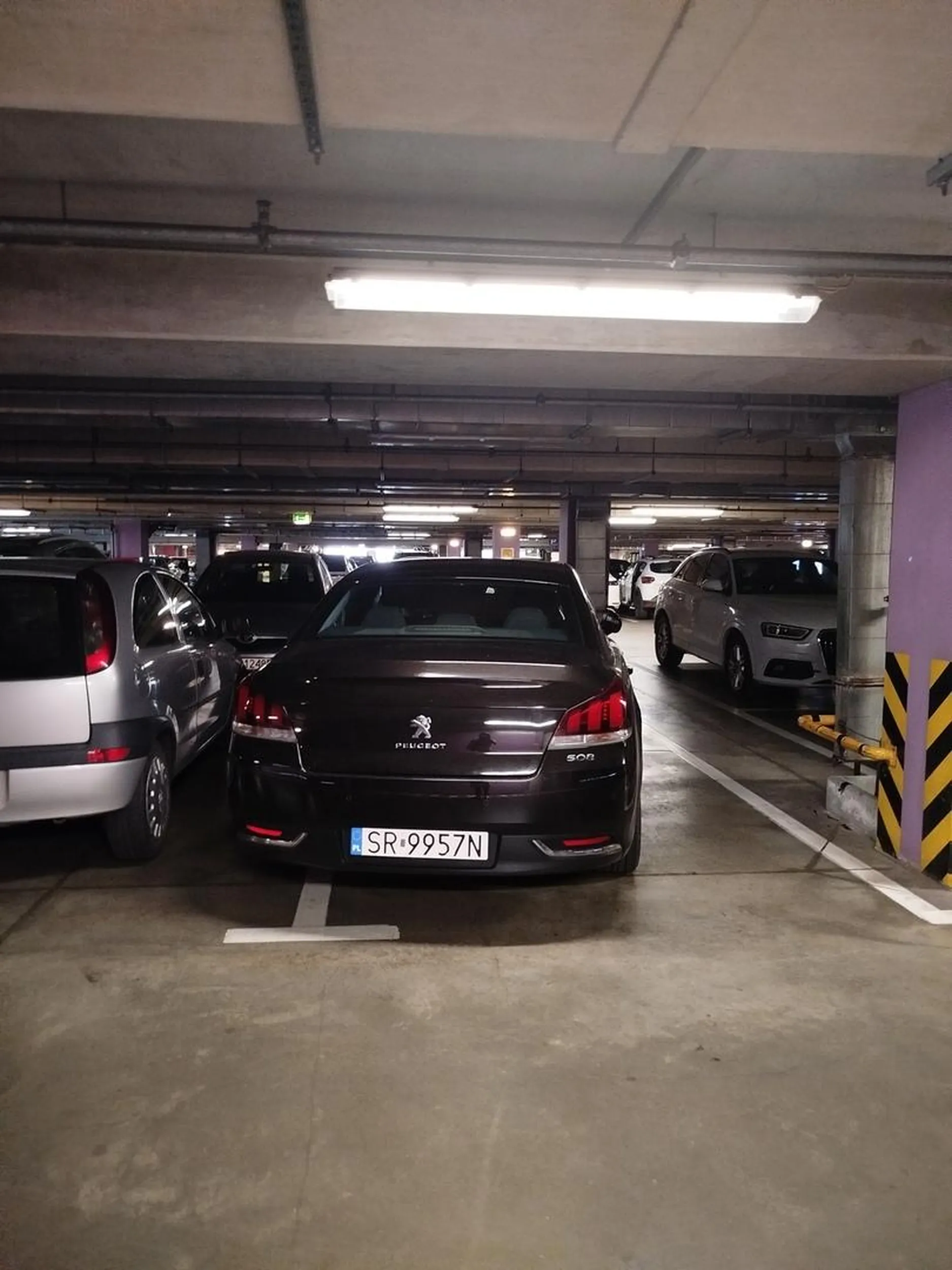 Gratuluje umiejętności parkowania. Nie pozdrawiam