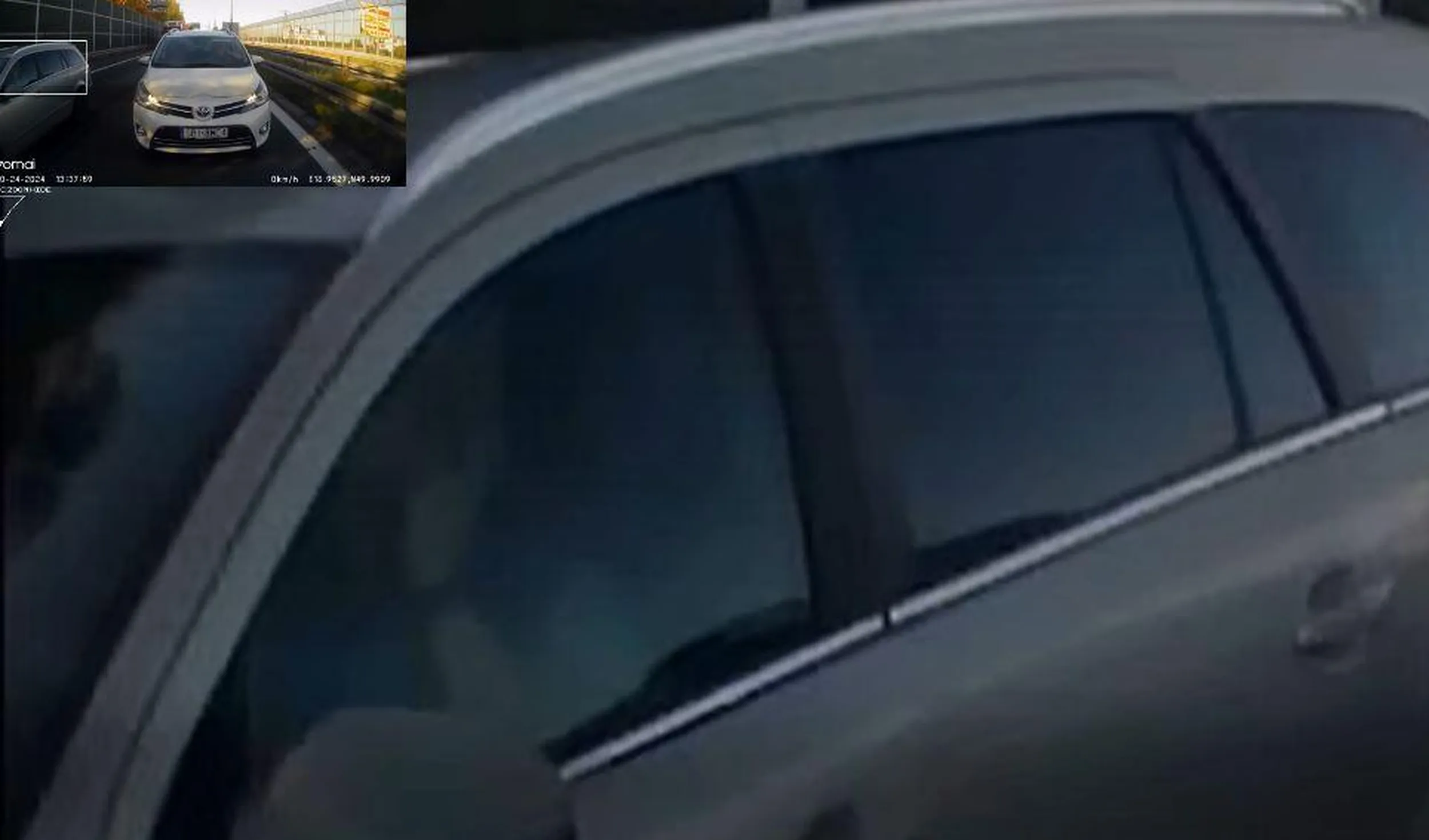 polecam kupić zestaw głośnomówiący