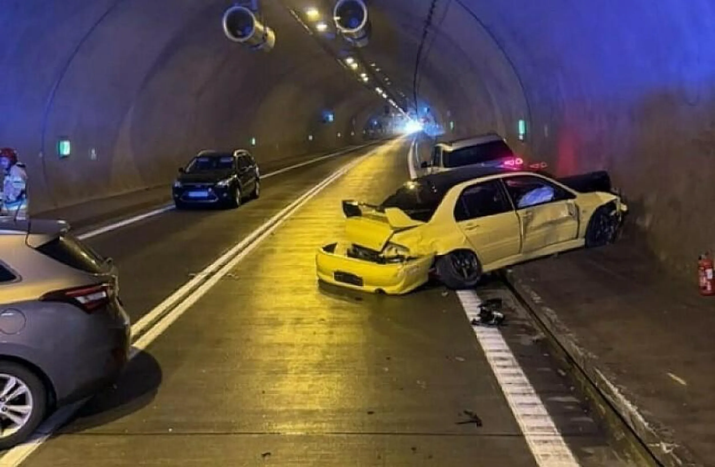 170km/h na 50 w tunelu ale za to pod wpływem %