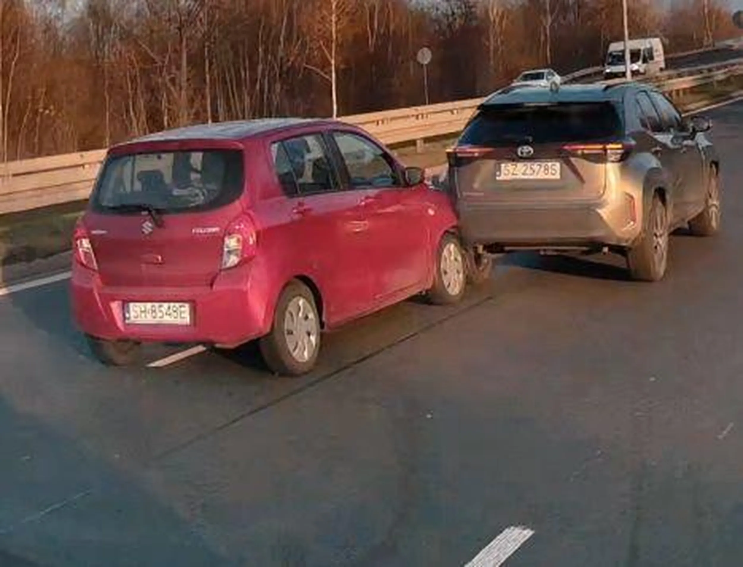 Mam nagranie ze stłuczki, podaj swój e-mail, to Ci wyślę nagranie.