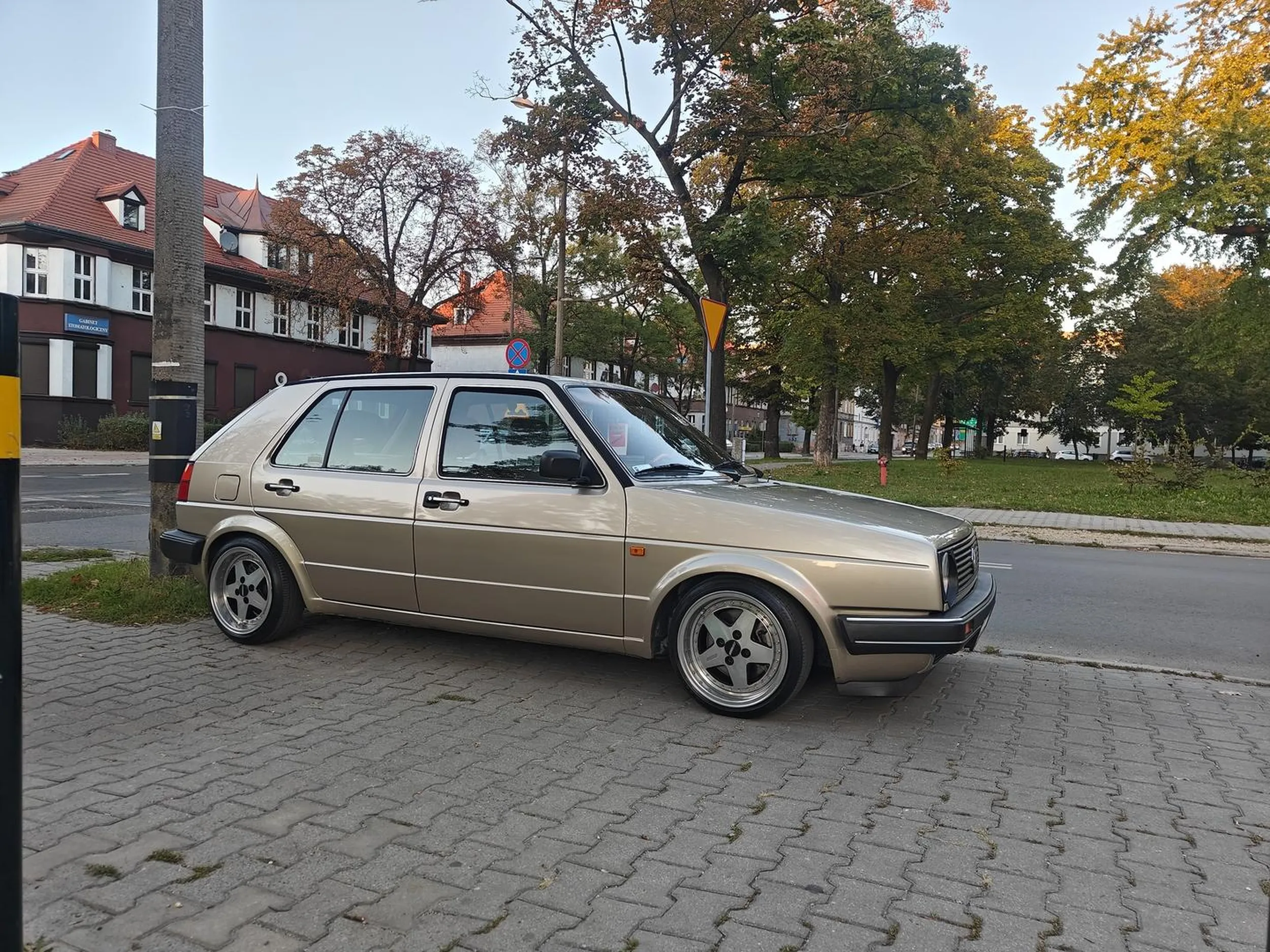 Kurde chłopie, masz zajebisty ten wóz! No po prostu piękny ?